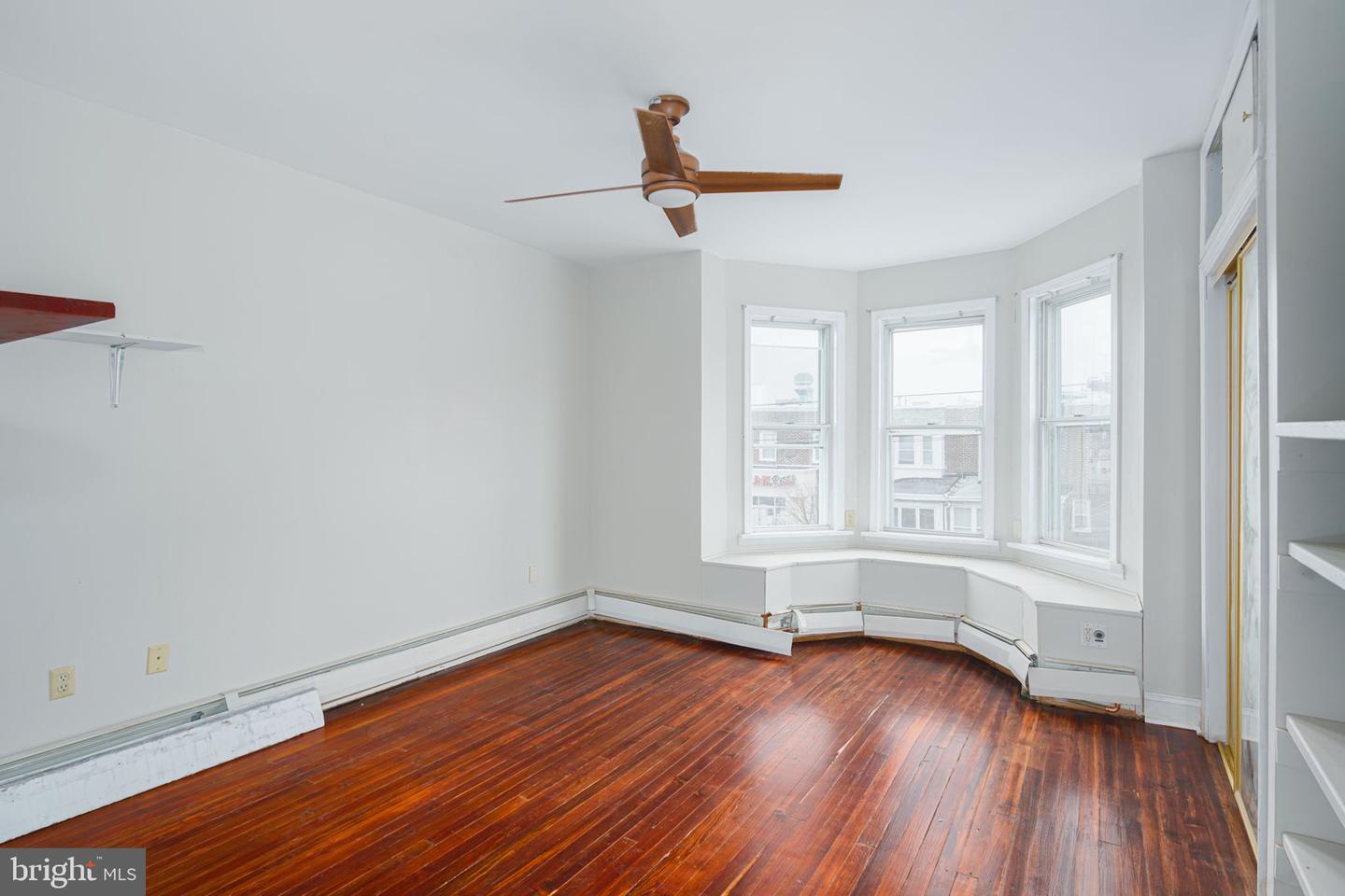 4229 Manayunk Ave