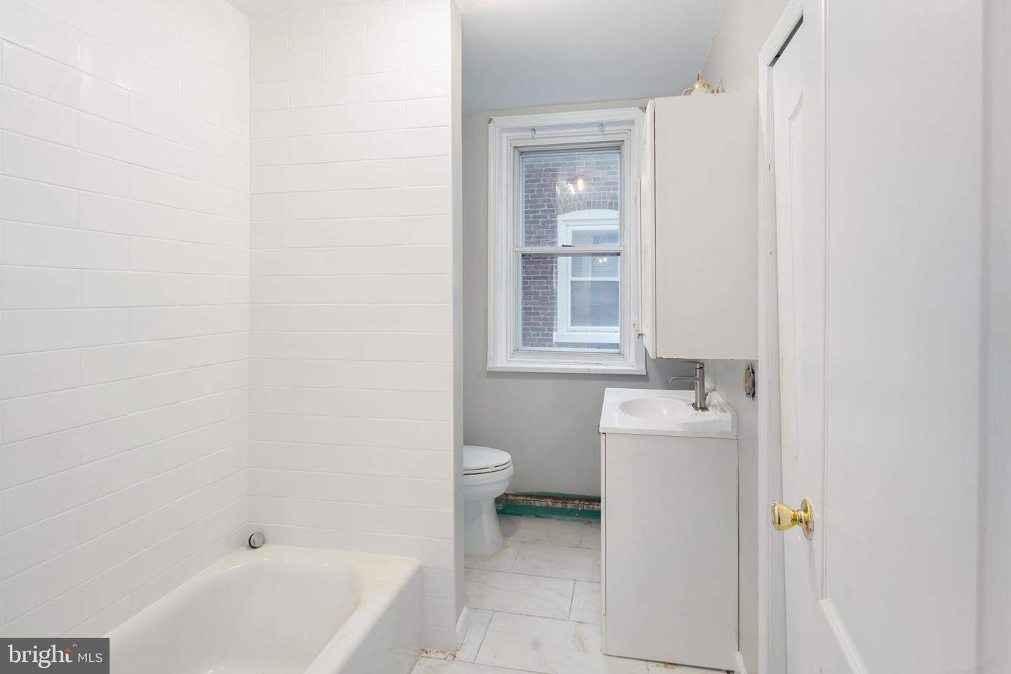 4229 Manayunk Ave
