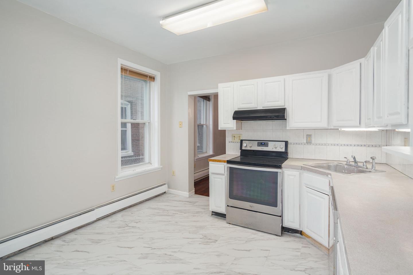 4229 Manayunk Ave