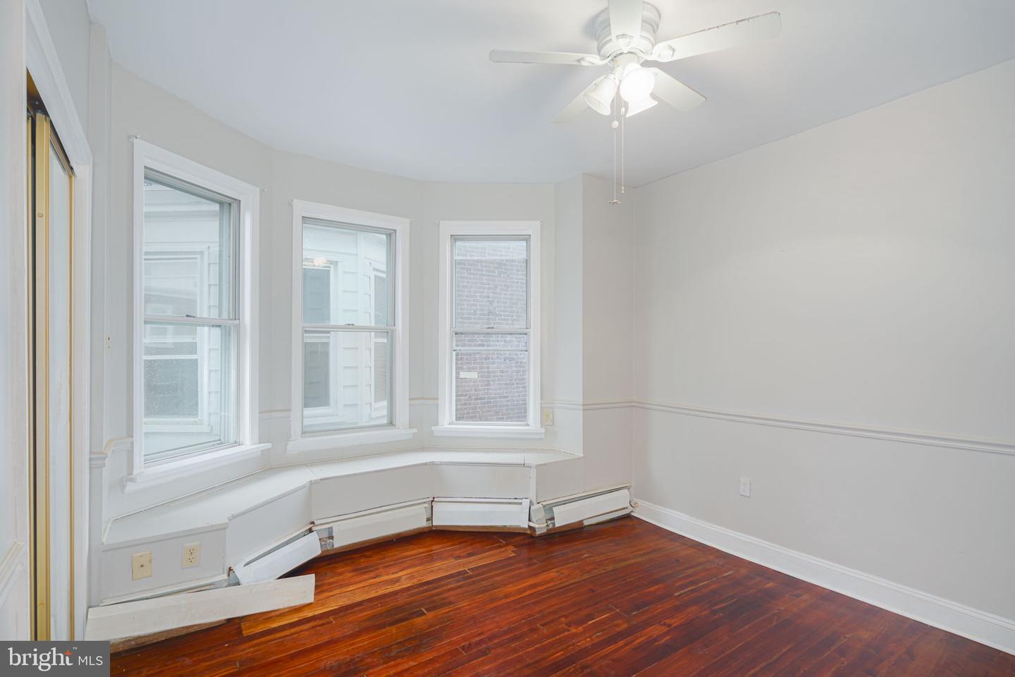 4229 Manayunk Ave