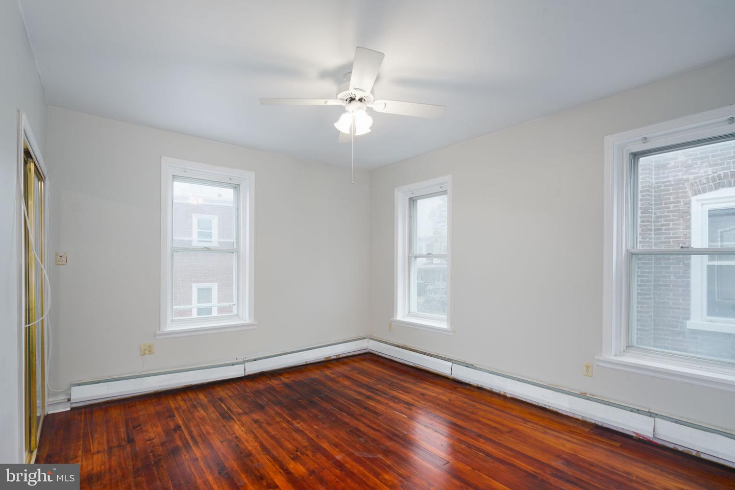 4229 Manayunk Ave