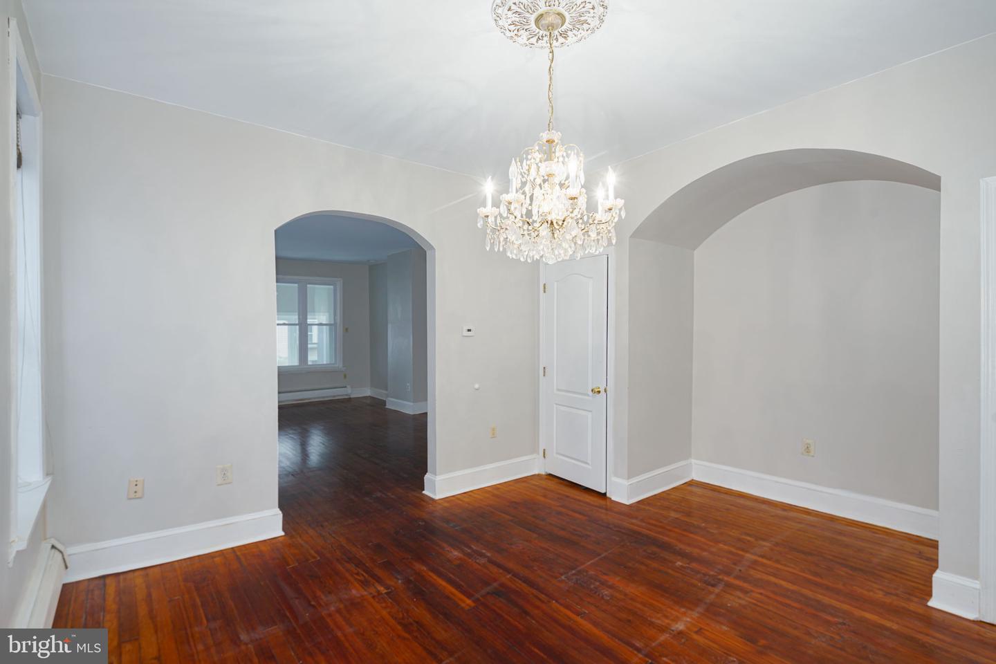 4229 Manayunk Ave