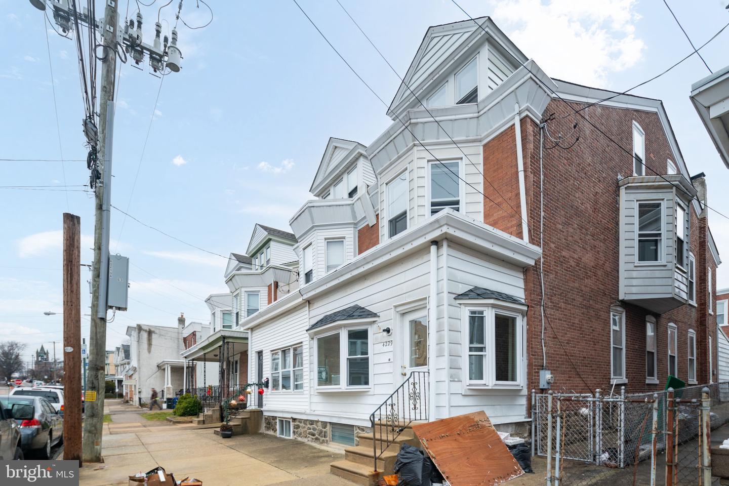 4229 Manayunk Ave