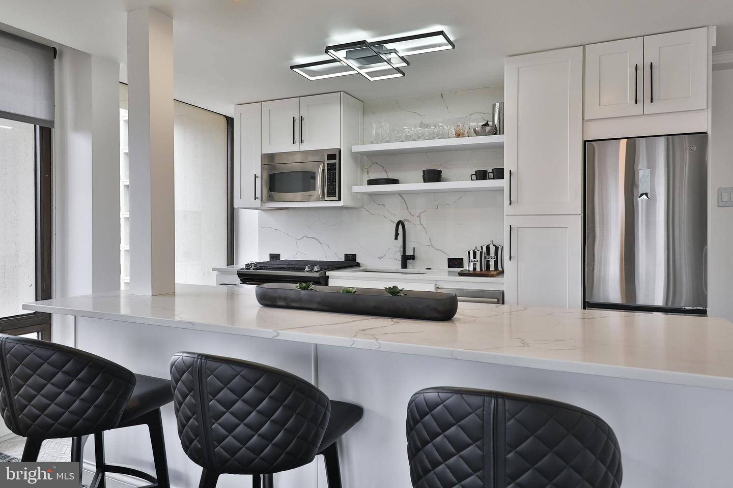210 Locust St #11gw