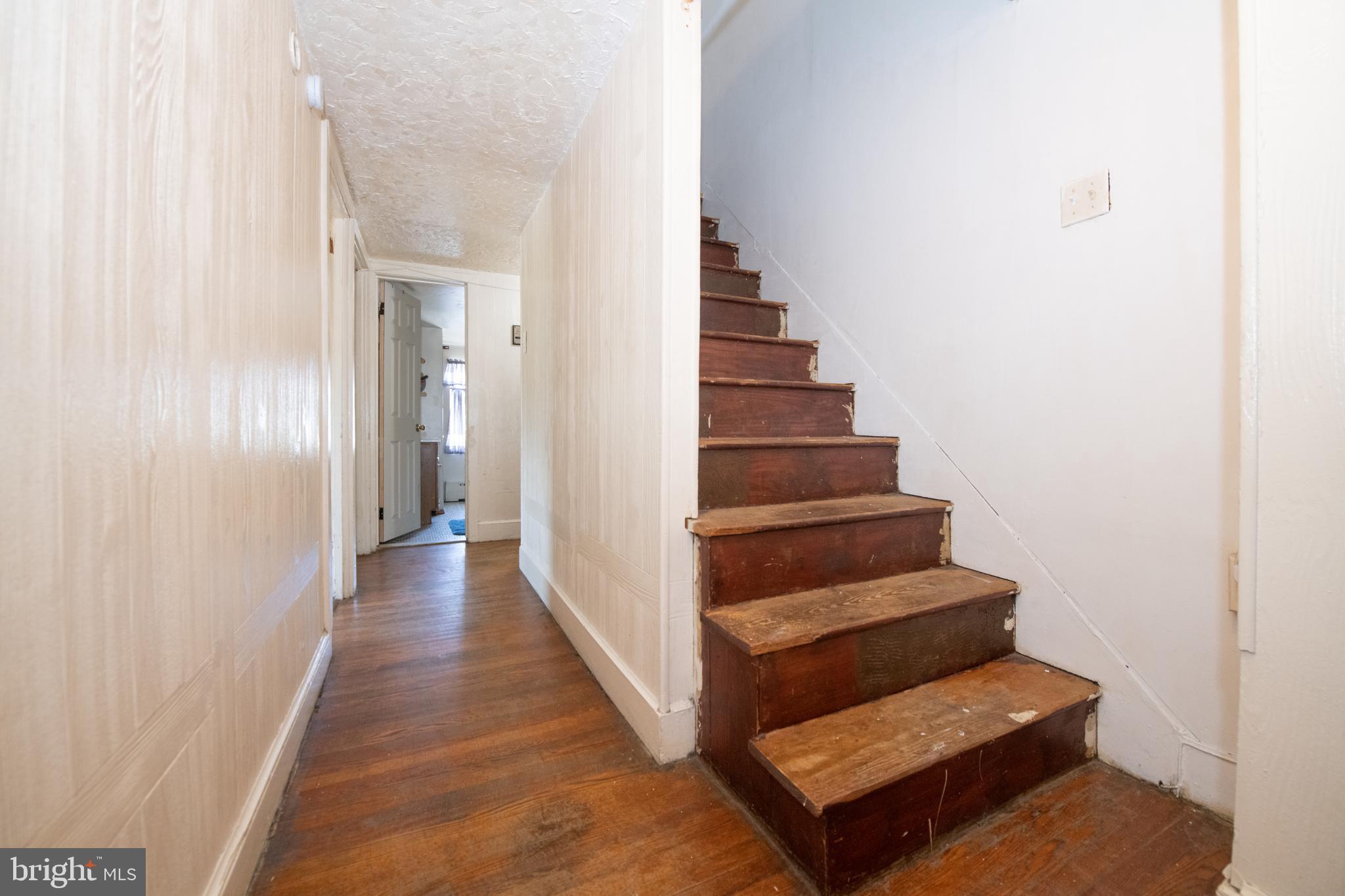 4448 Mitchell St