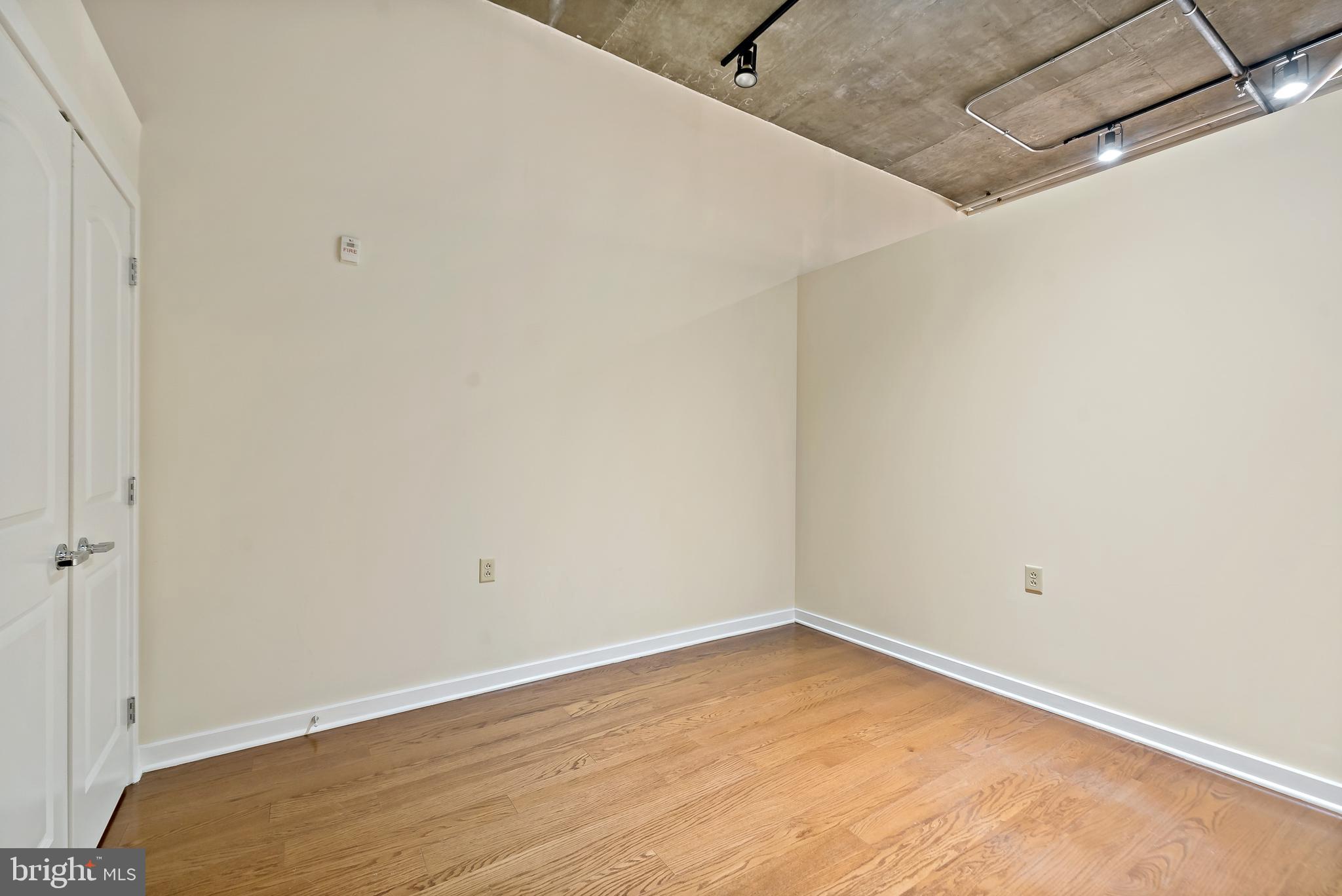 112 N 2nd St #5f3