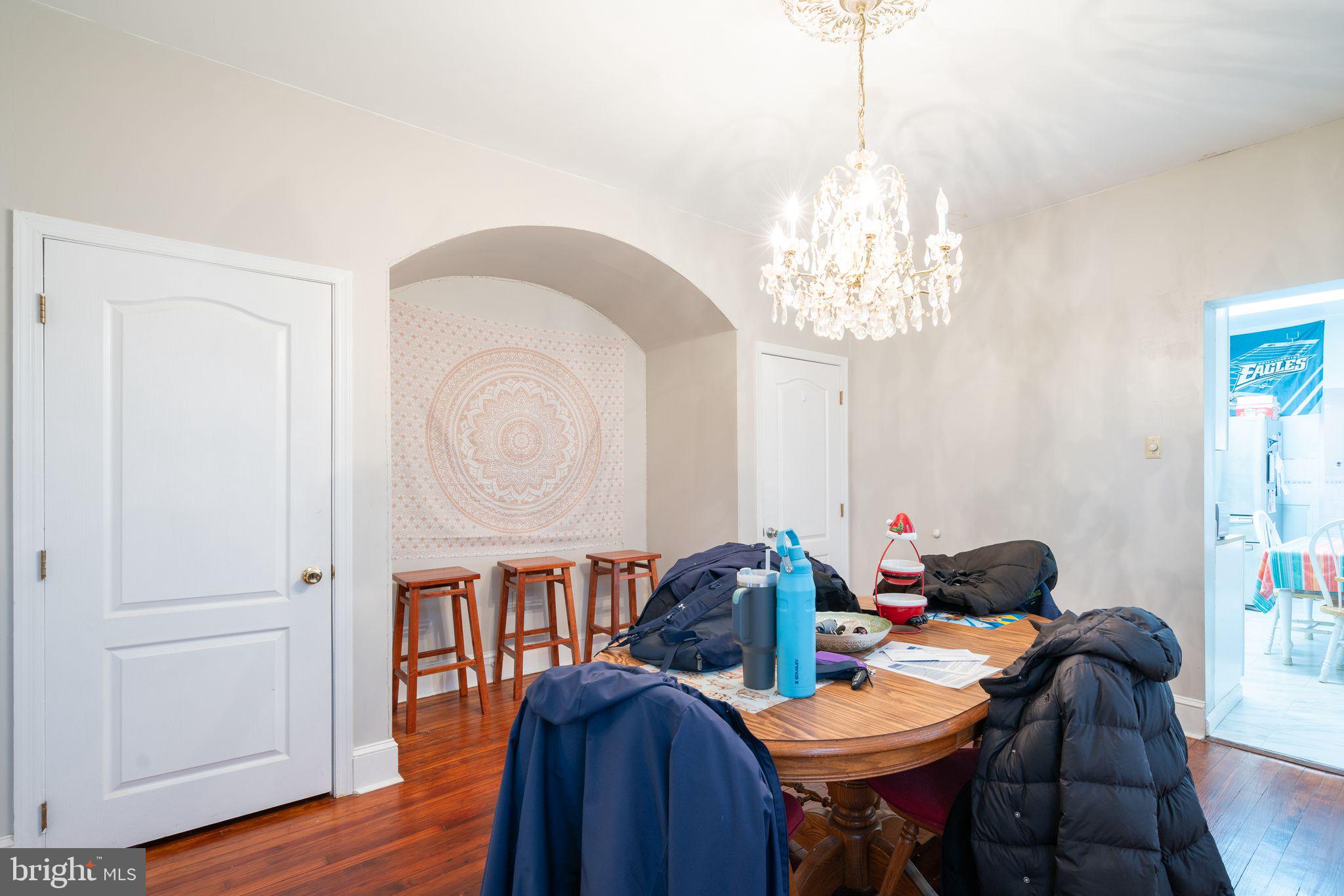 4229 Manayunk Ave