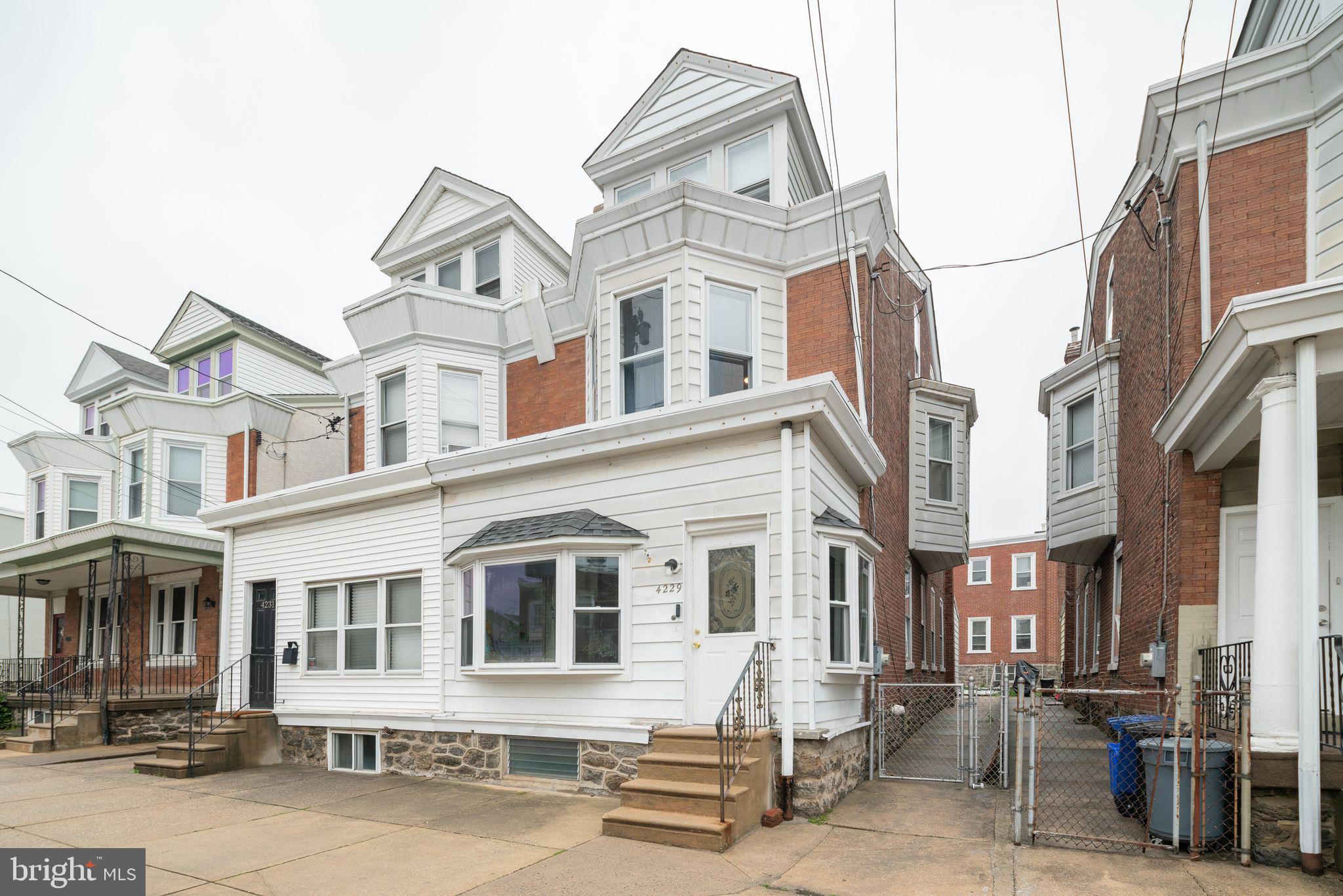 4229 Manayunk Ave