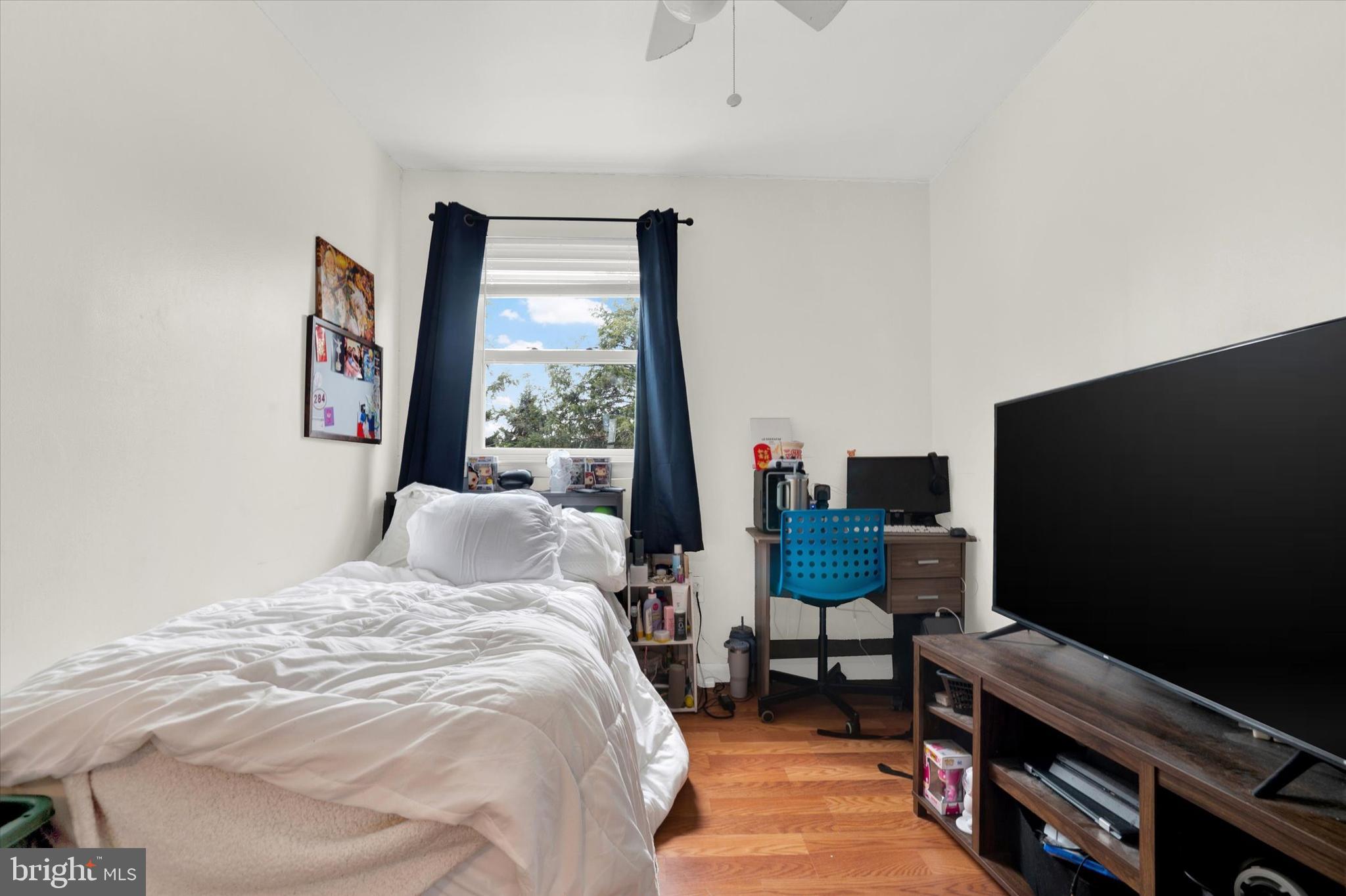 4134 Carteret Dr