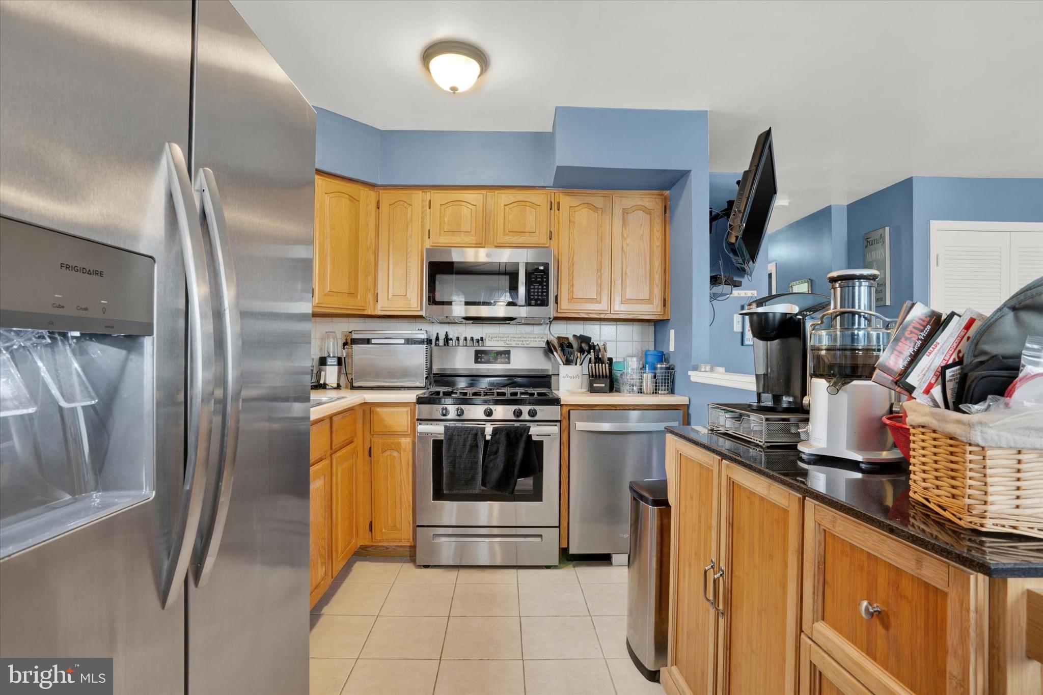 4134 Carteret Dr