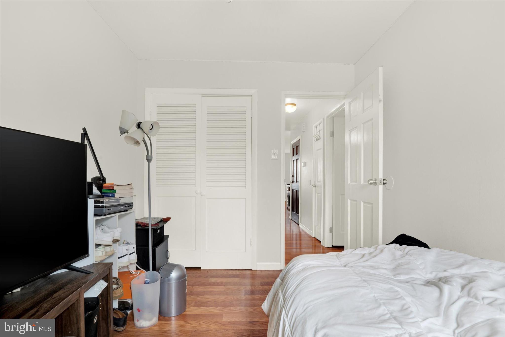 4134 Carteret Dr
