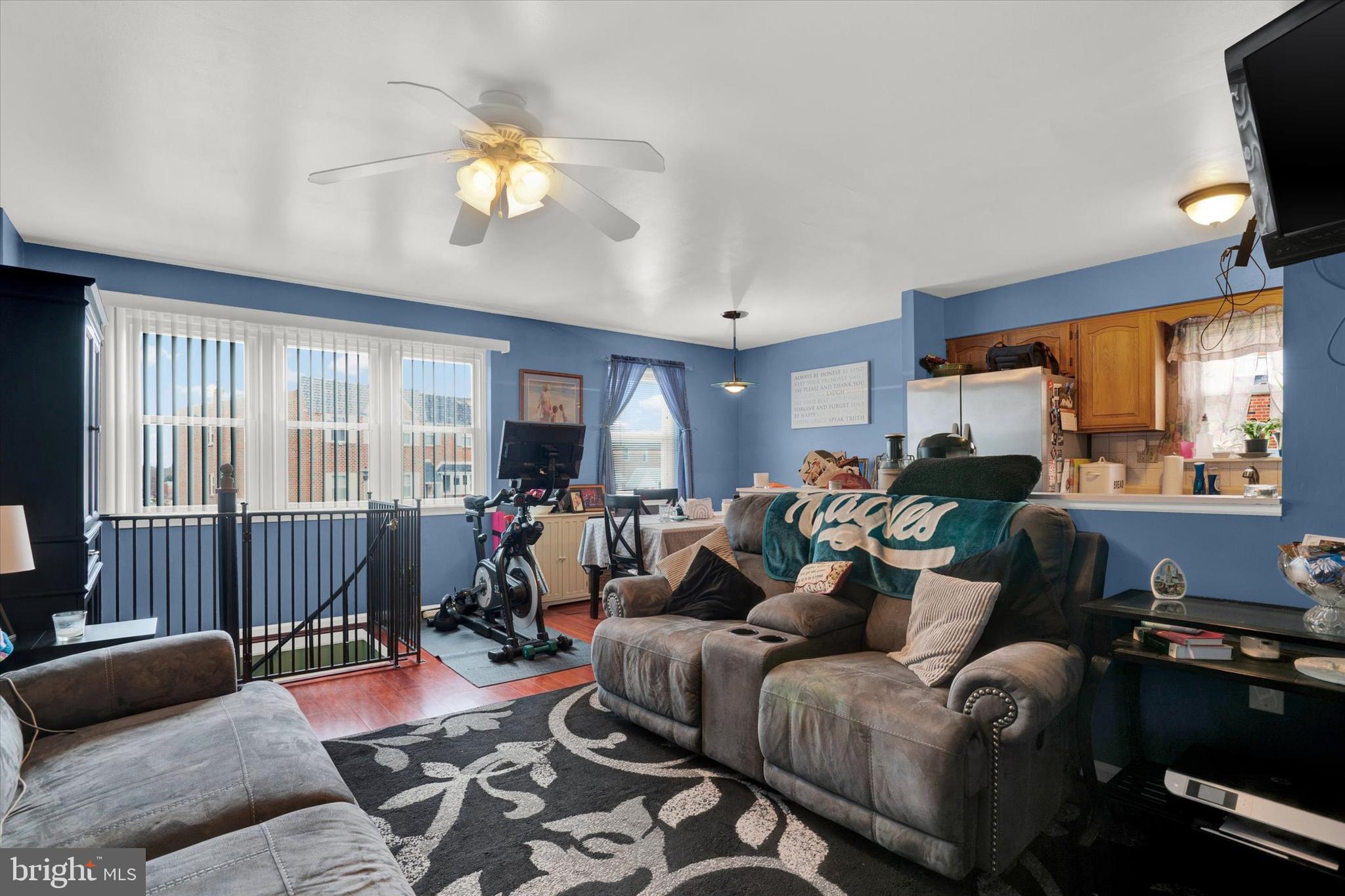 4134 Carteret Dr