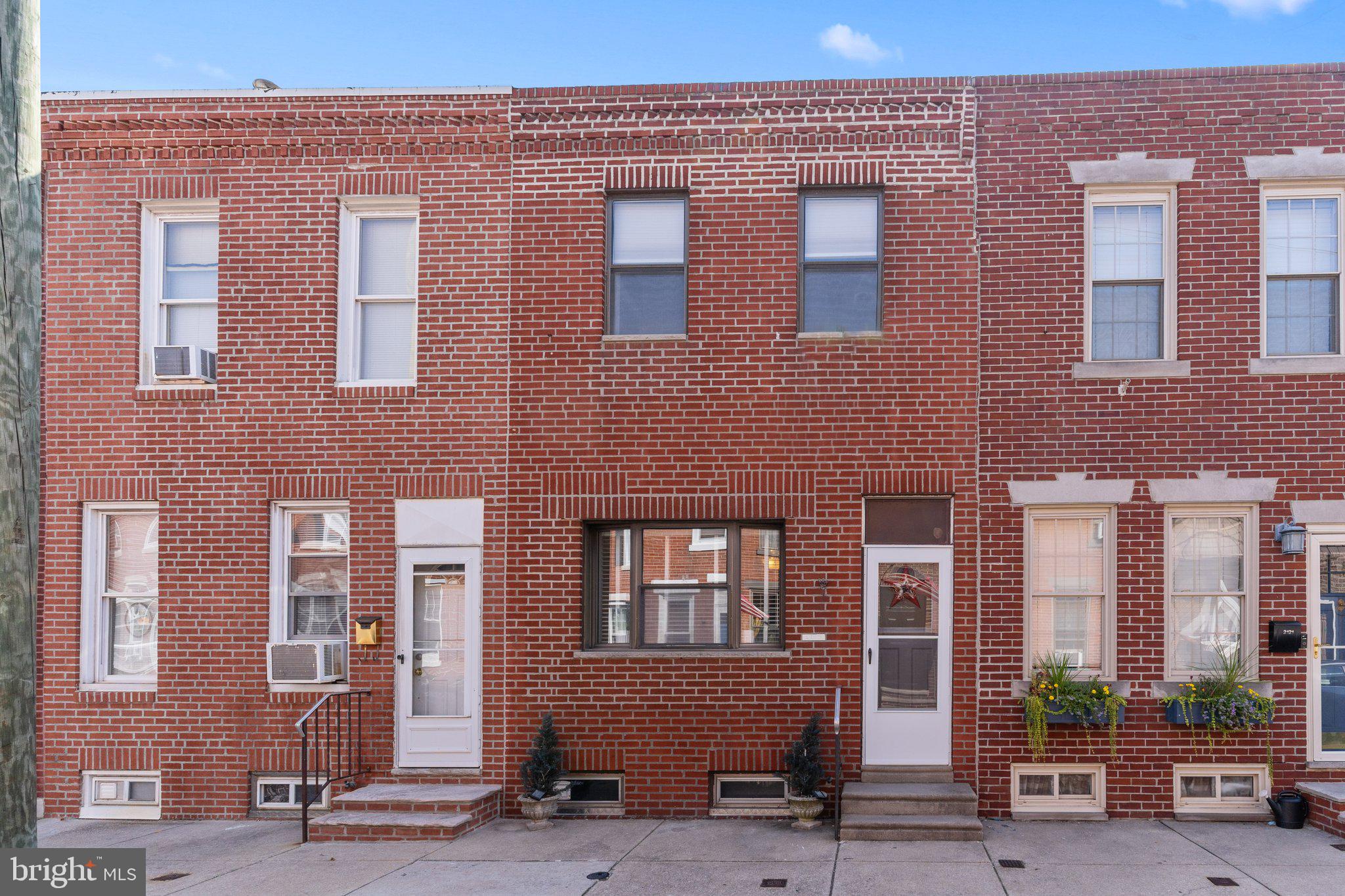2119 S Hancock St