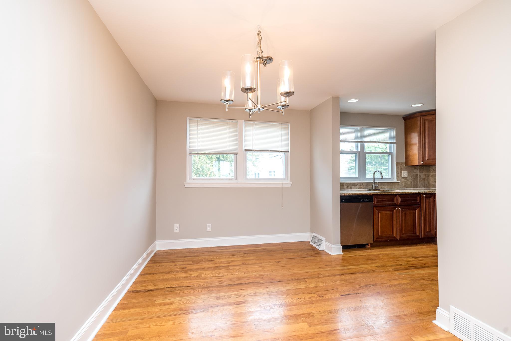 3131 Fairdale Rd