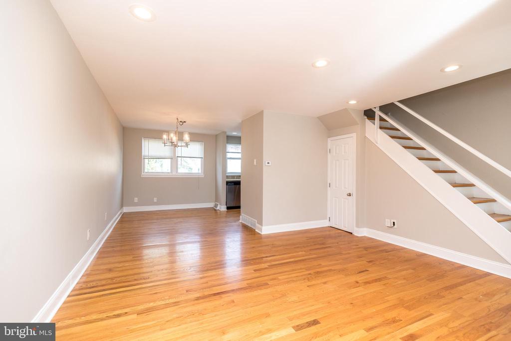 3131 Fairdale Rd