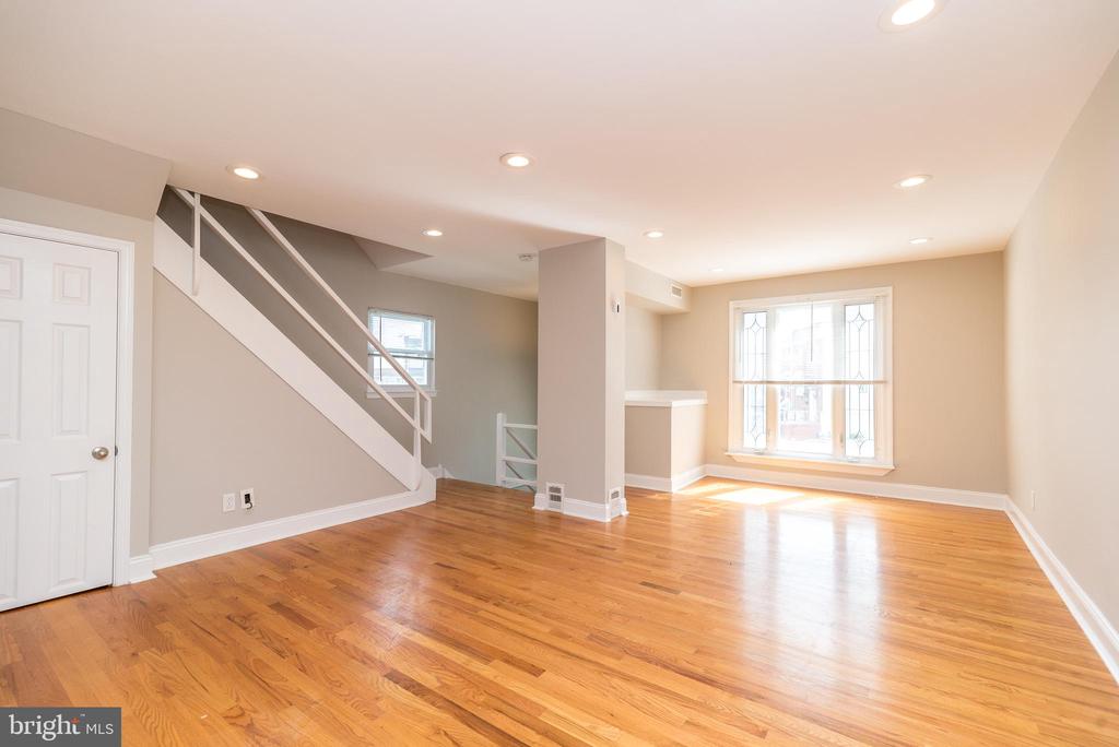 3131 Fairdale Rd