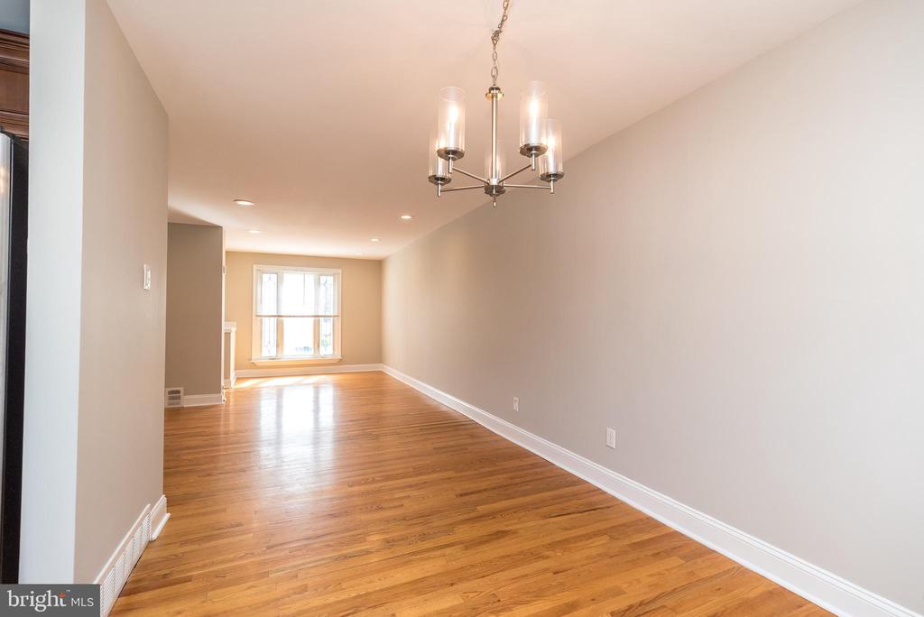 3131 Fairdale Rd