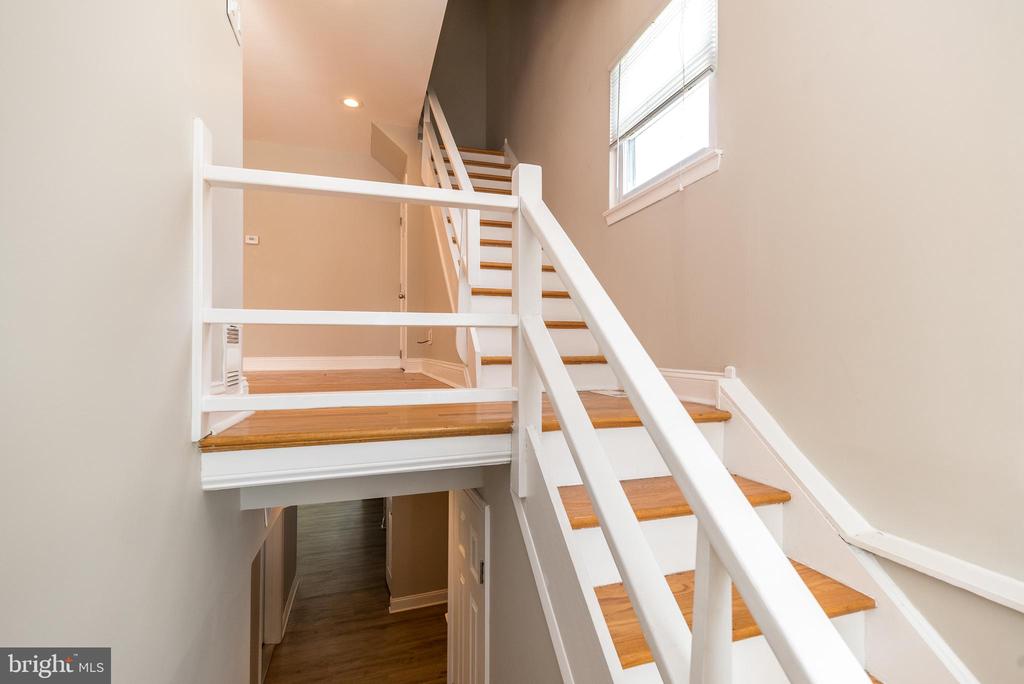 3131 Fairdale Rd