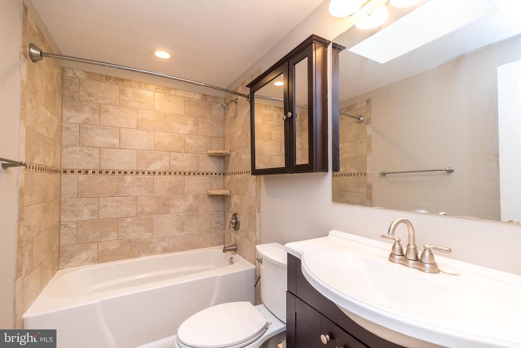 3131 Fairdale Rd