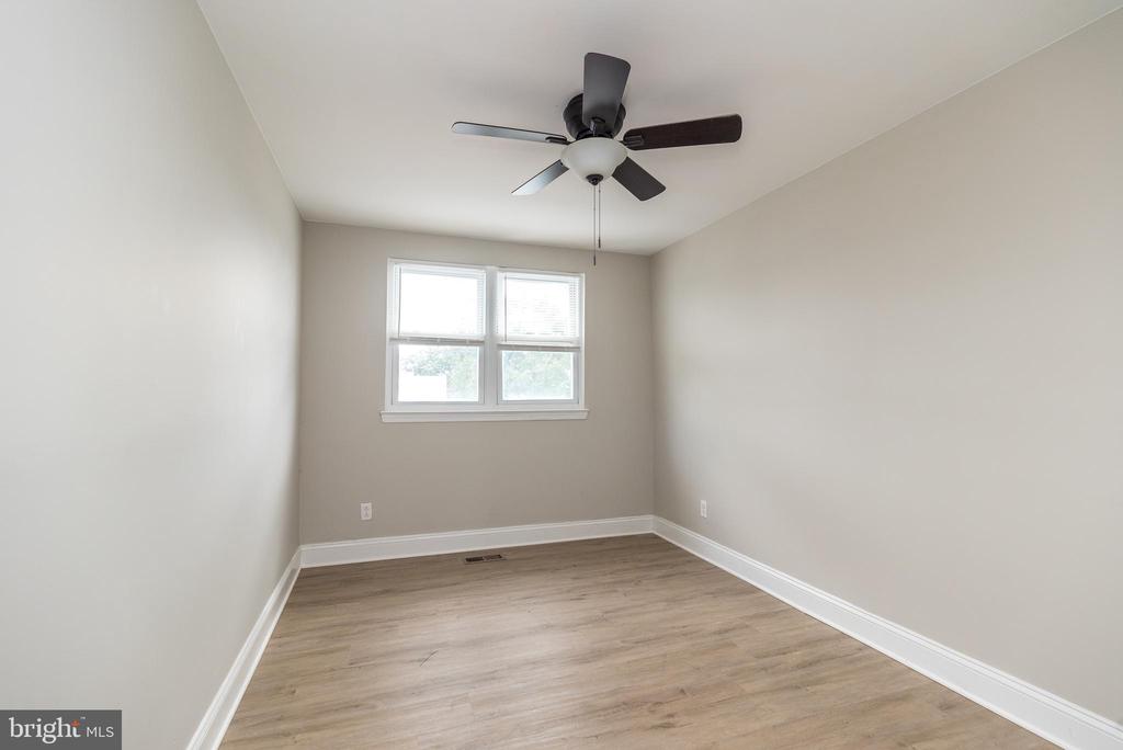 3131 Fairdale Rd