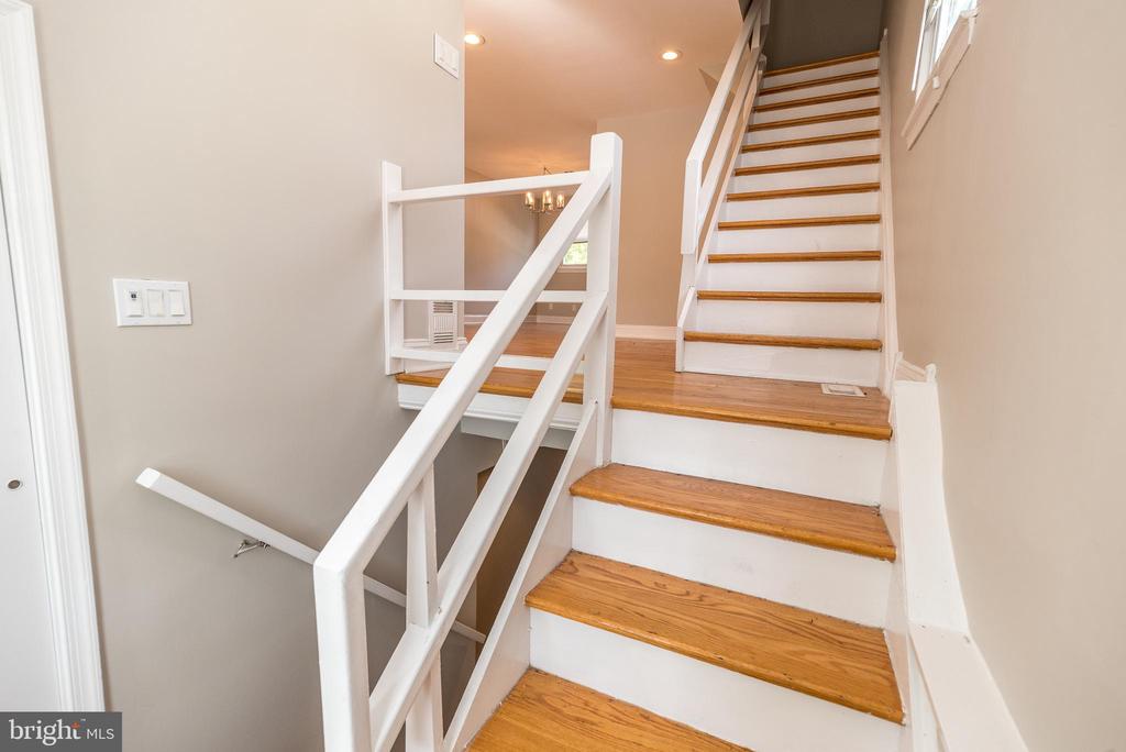 3131 Fairdale Rd