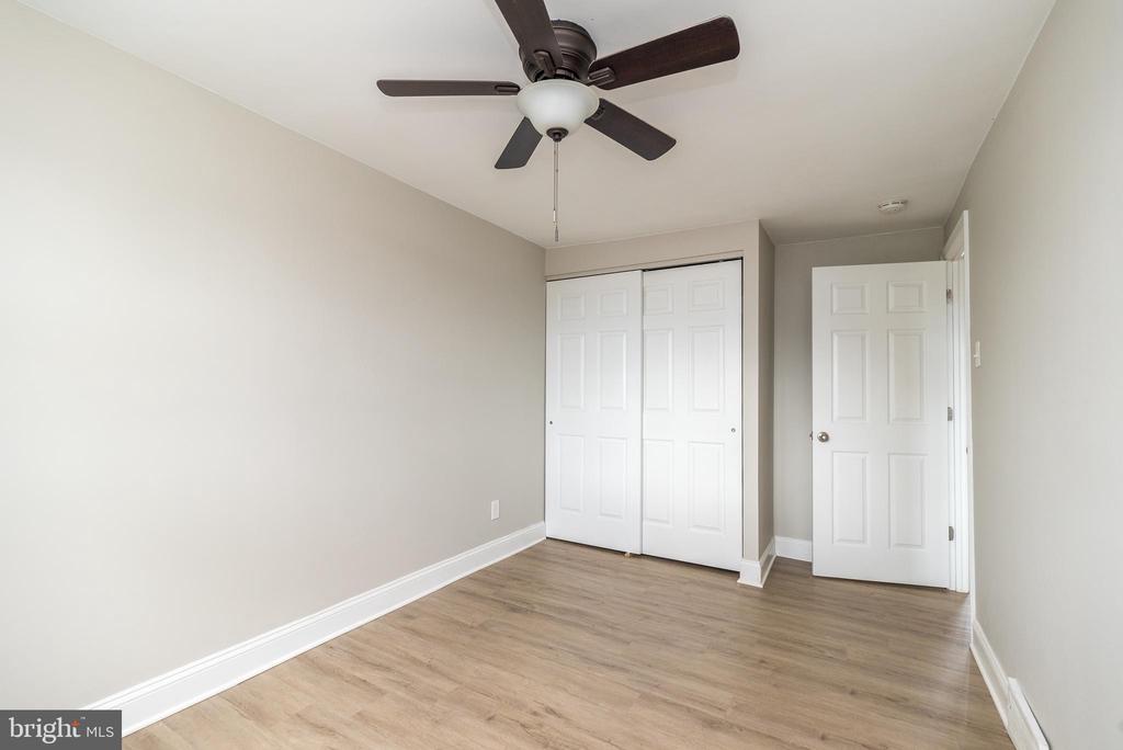 3131 Fairdale Rd