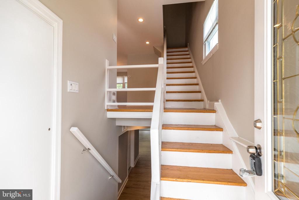 3131 Fairdale Rd
