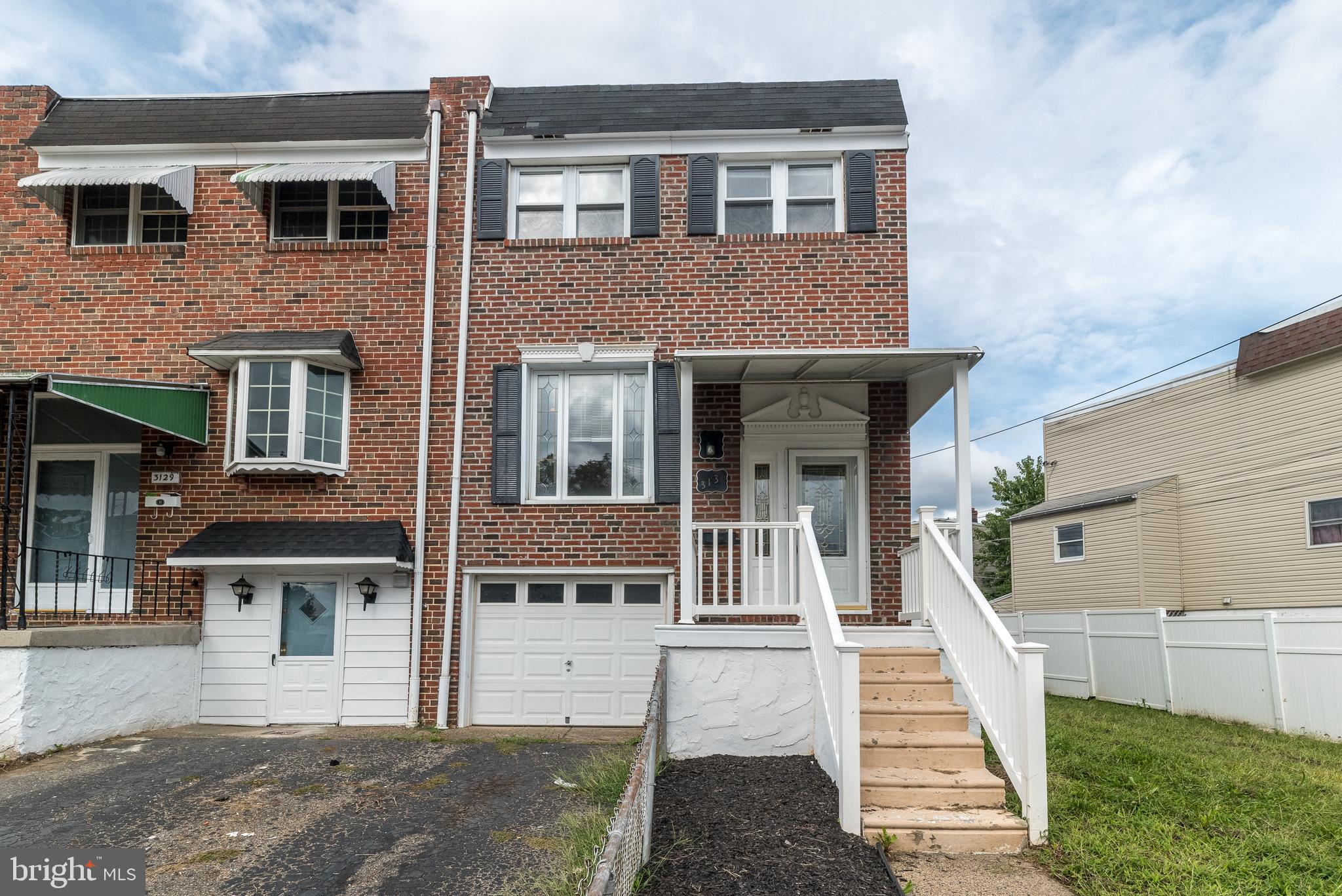 3131 Fairdale Rd