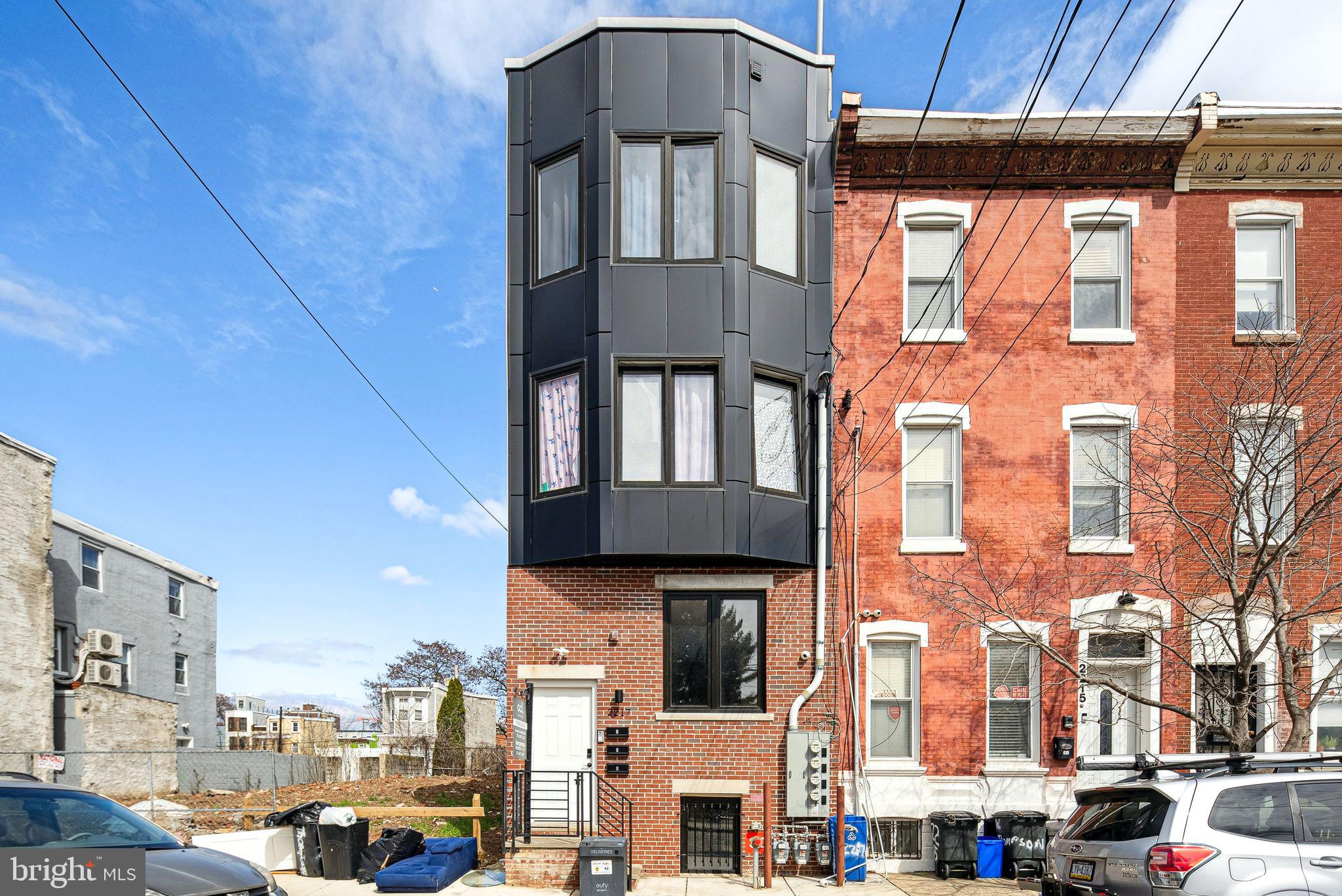 2217 W Thompson St