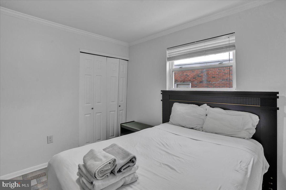1952 GOODNAW STREET 2