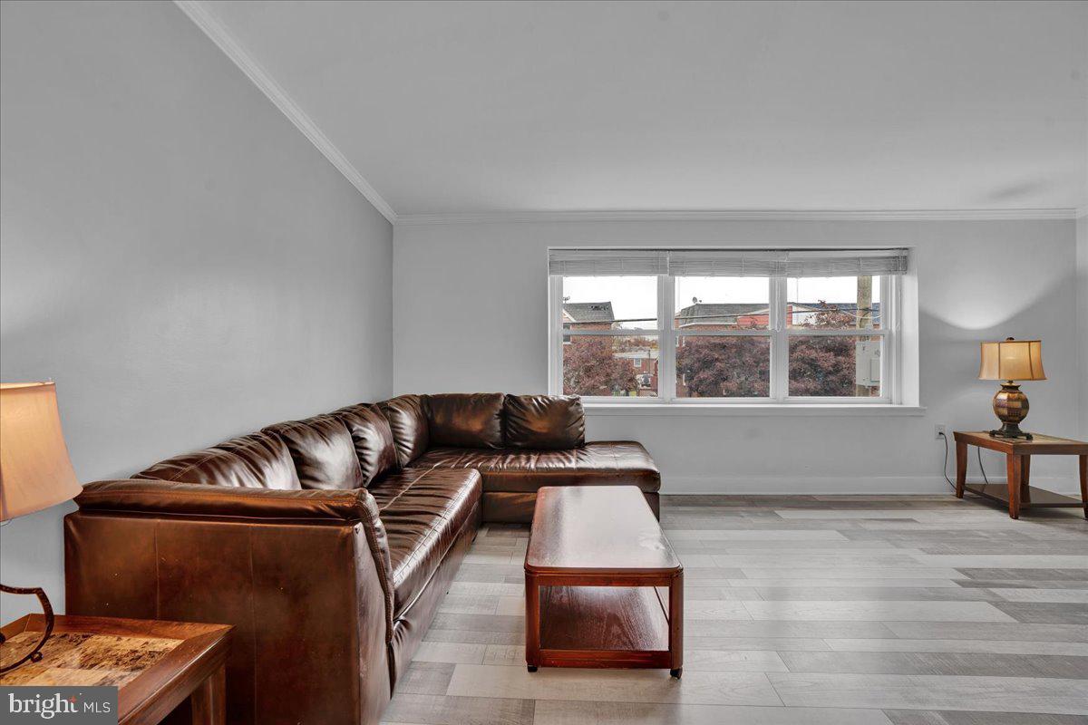 1952 GOODNAW STREET 2