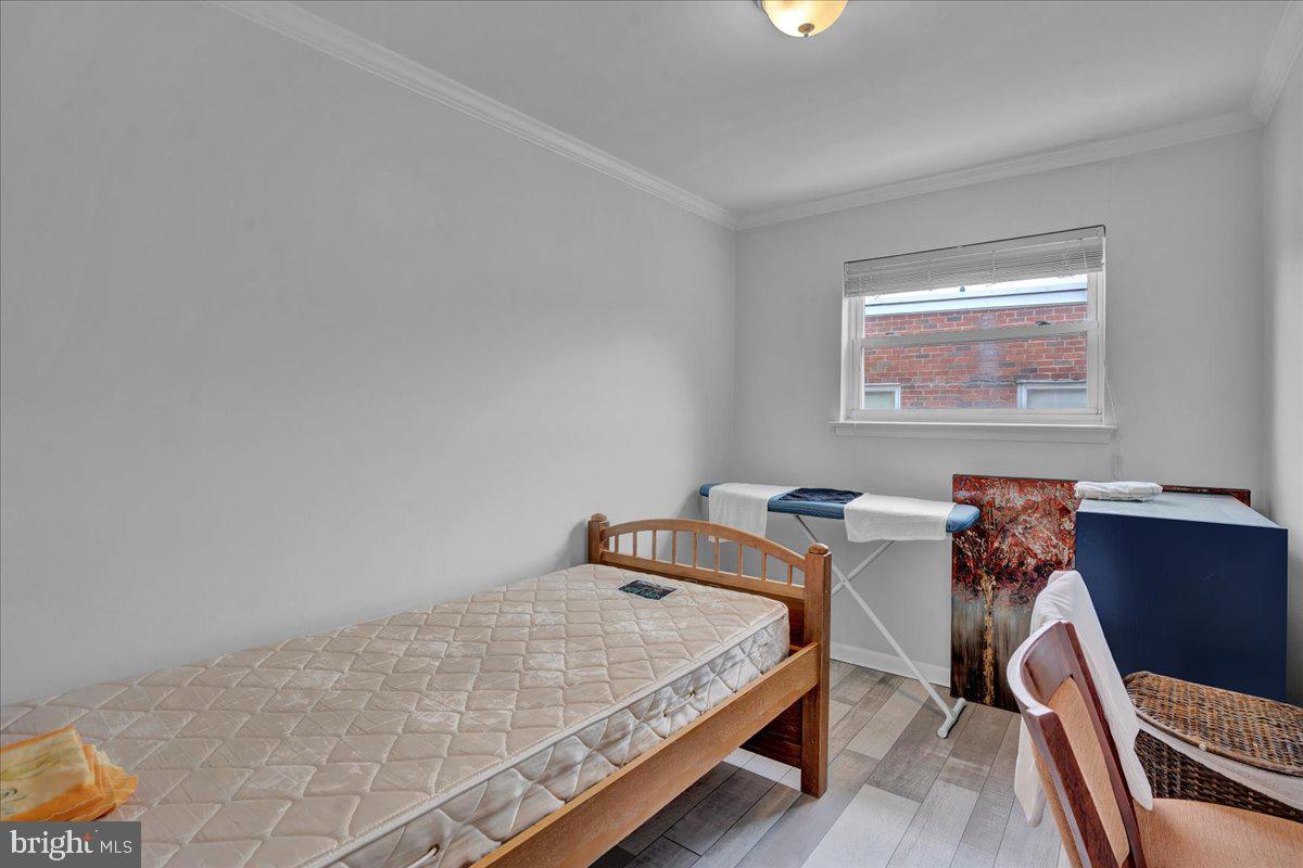 1952 GOODNAW STREET 2