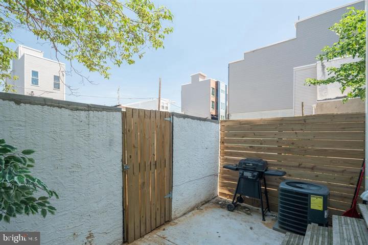 2621 FEDERAL STREET