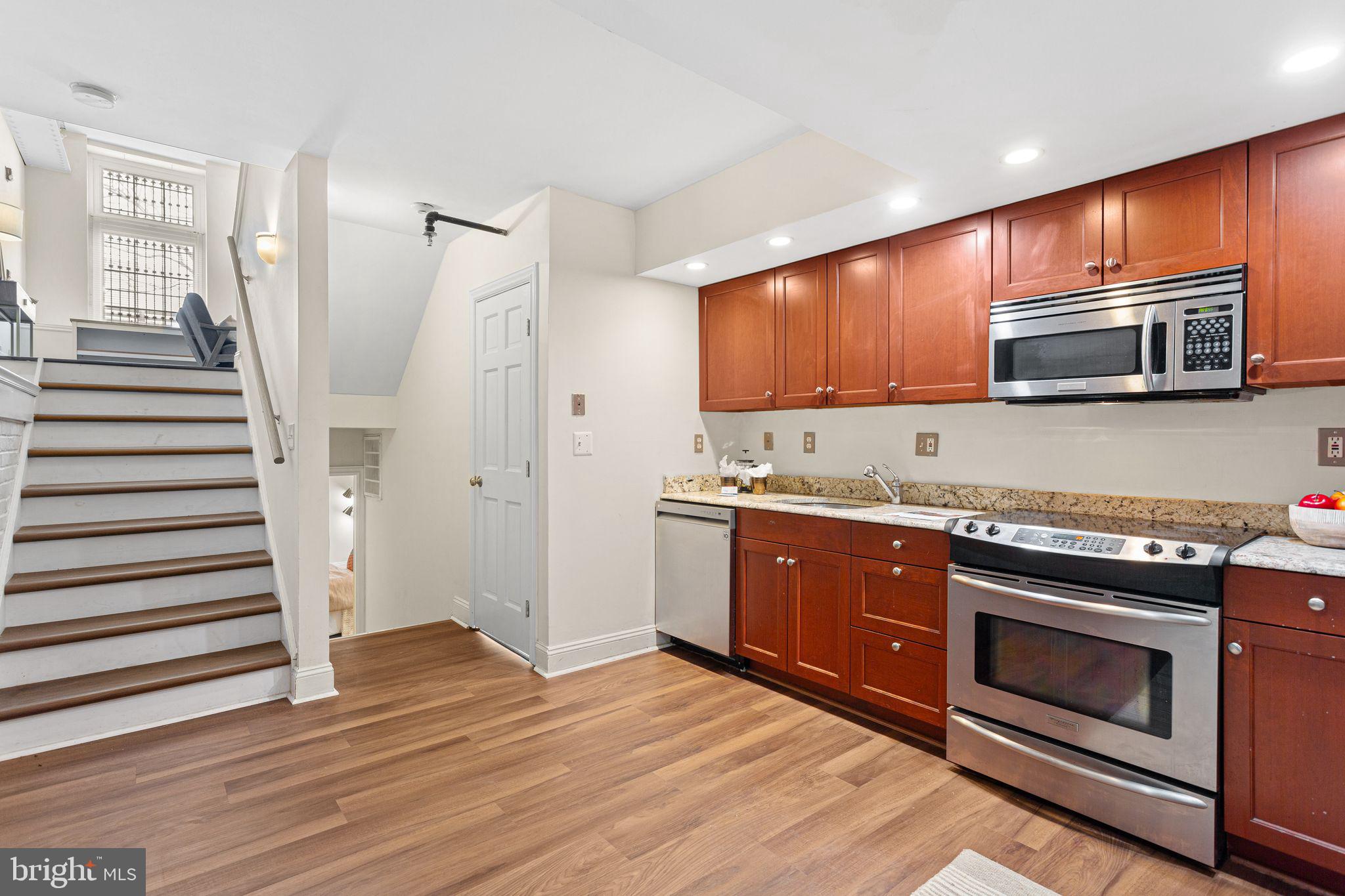 50 N FRONT STREET 56 101