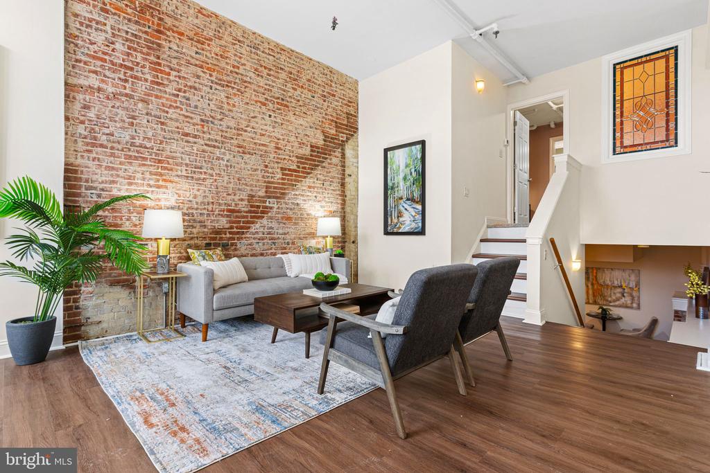 50 N FRONT STREET 56 101
