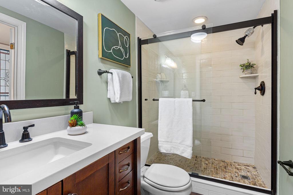 50 N FRONT STREET 56 101