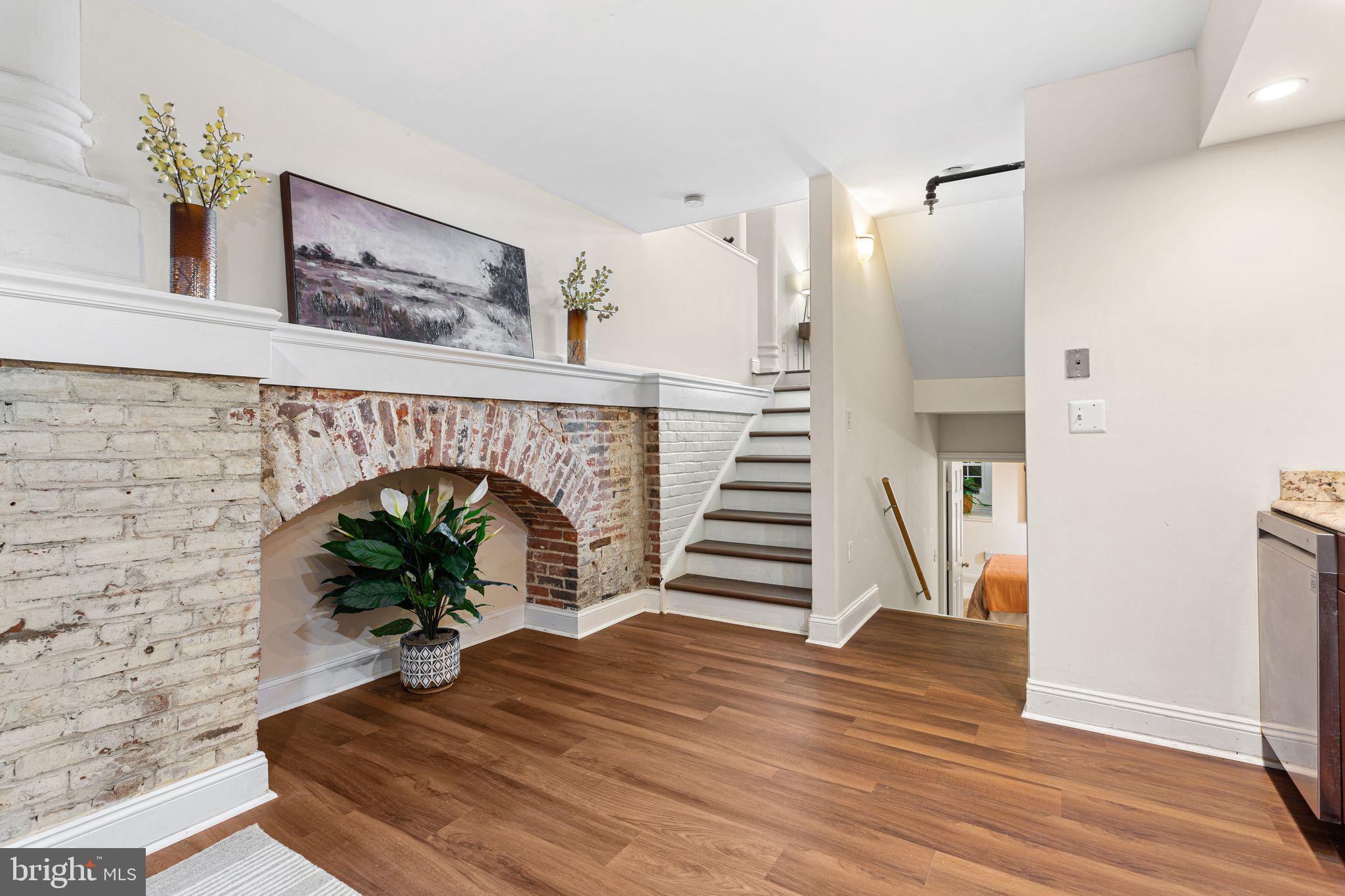 50 N FRONT STREET 56 101