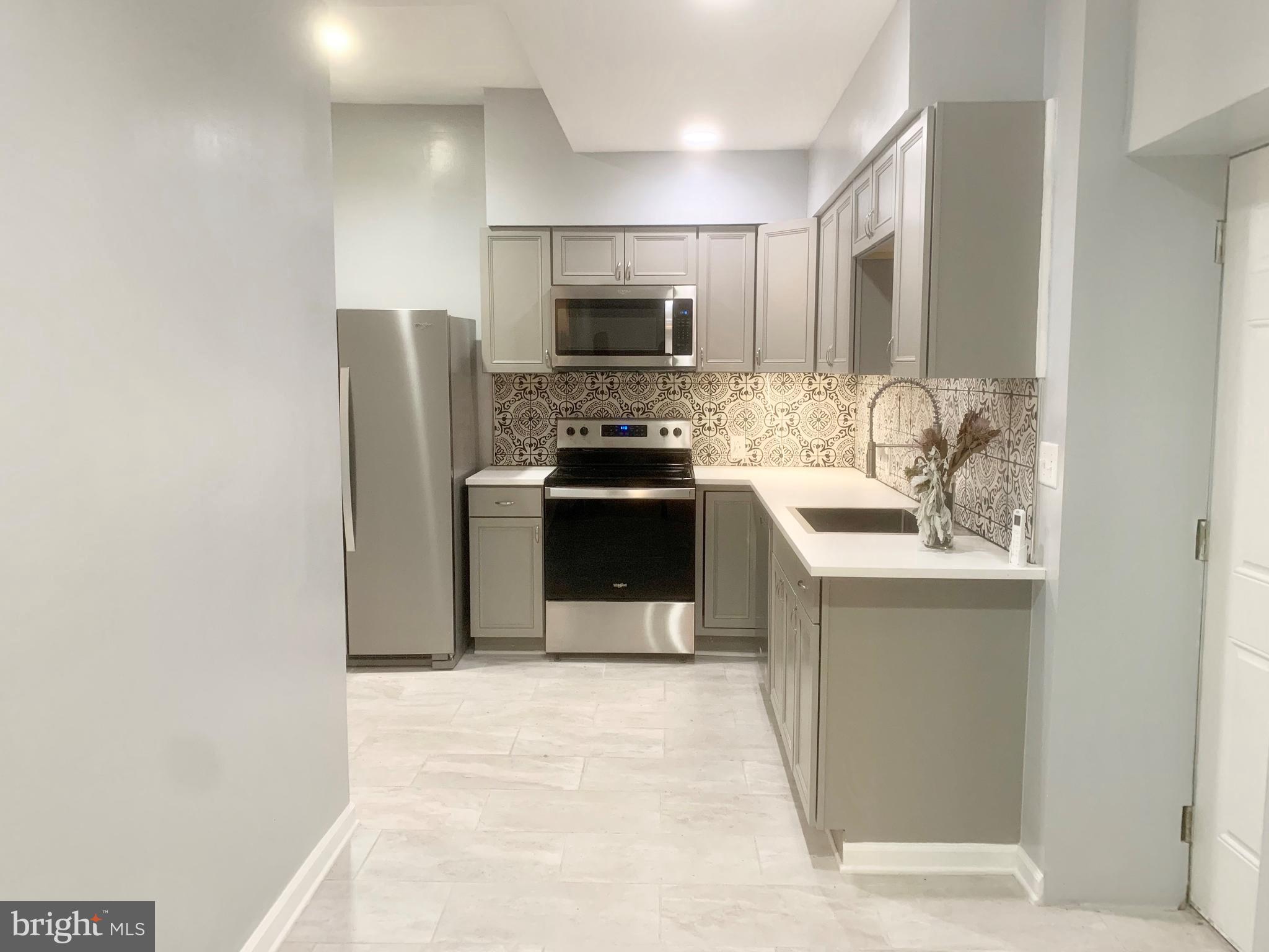 1344 ELLSWORTH STREET 48 1F