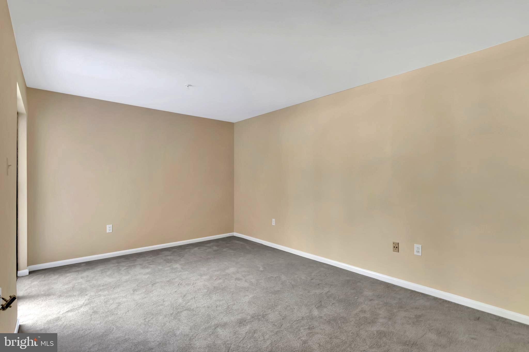 2900 Shipmaster Way #117