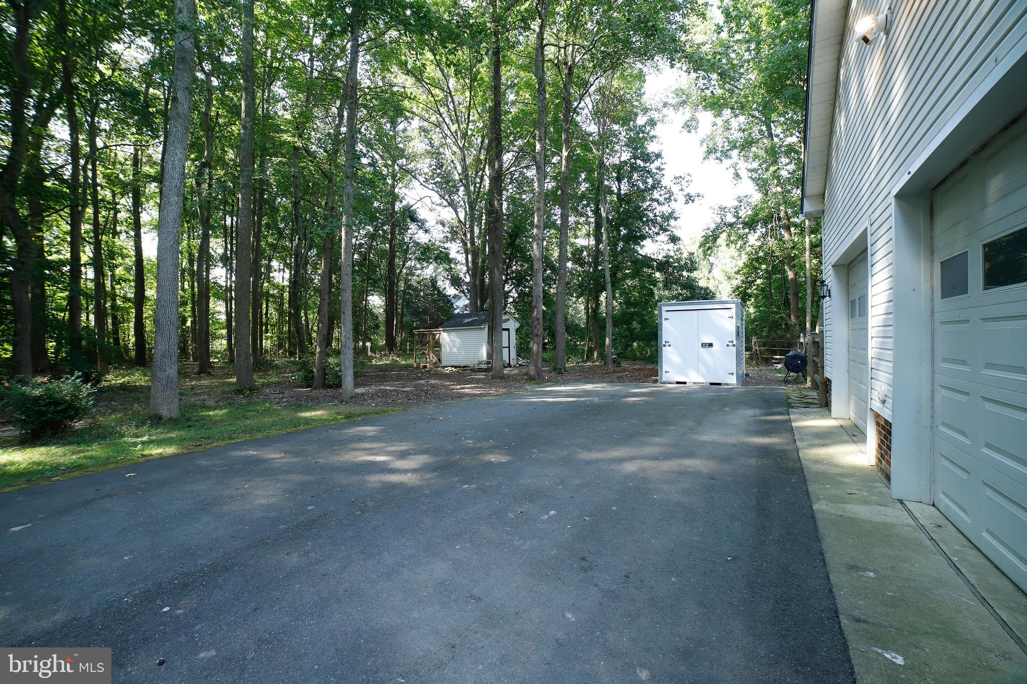 5910 Sneed DRIVE
