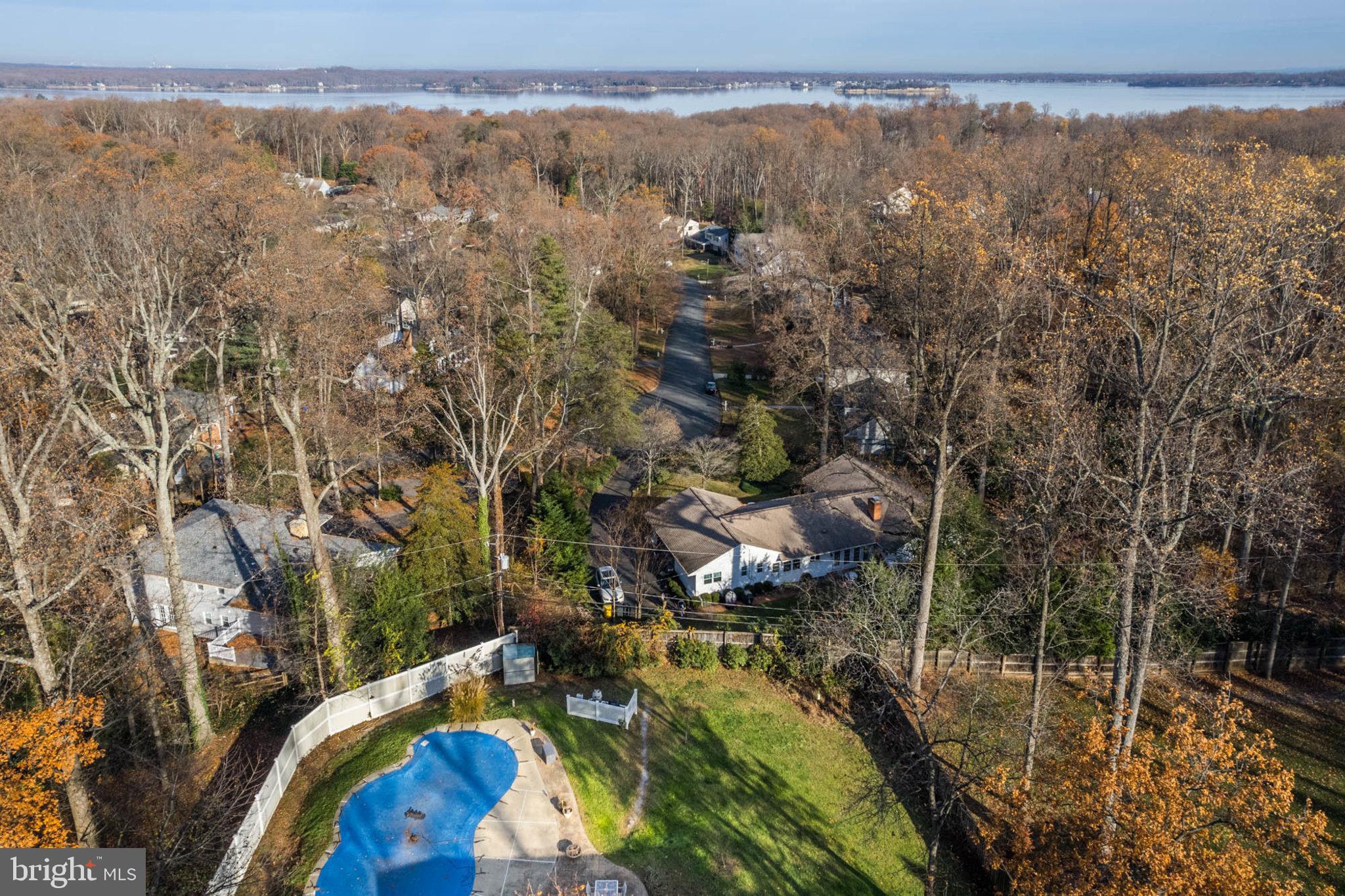 648 Shore Acres ROAD