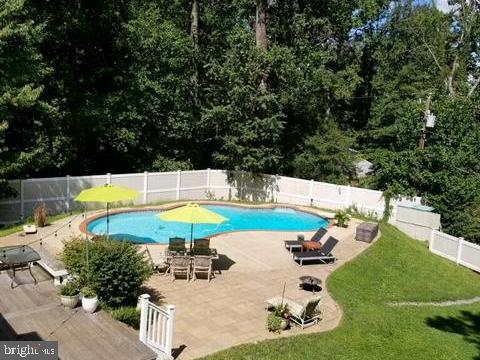 648 Shore Acres ROAD