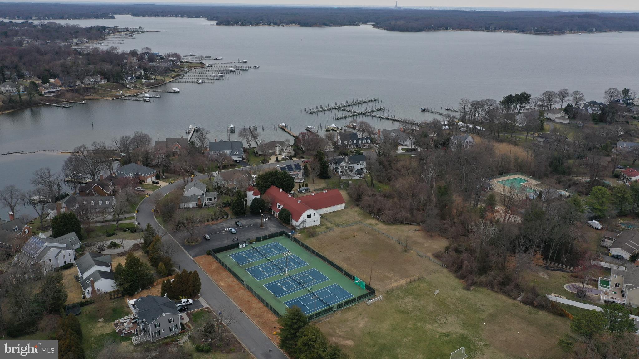 648 Shore Acres ROAD