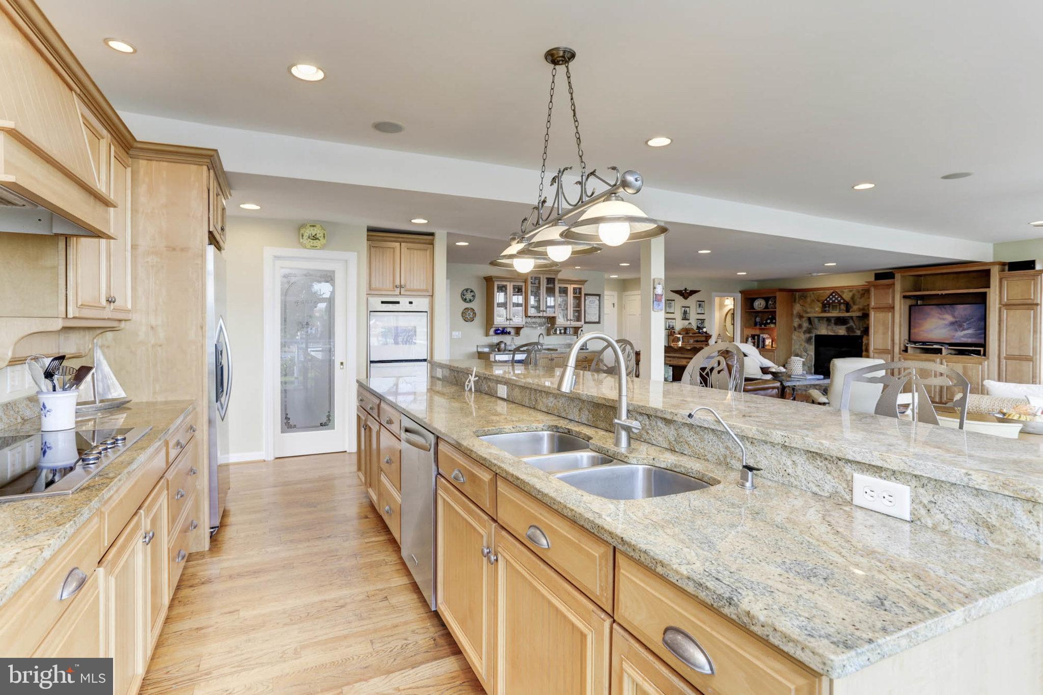 1031 Landon LANE