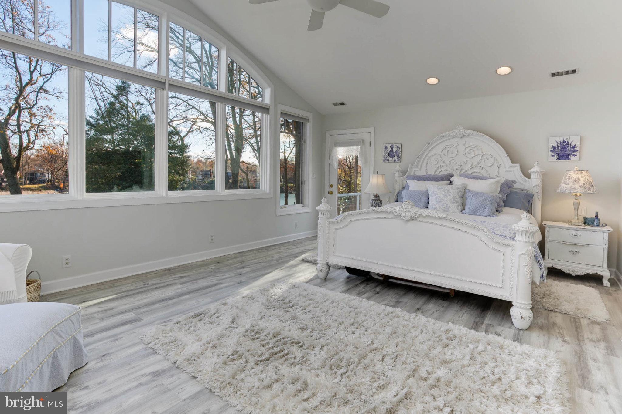 1031 Landon LANE
