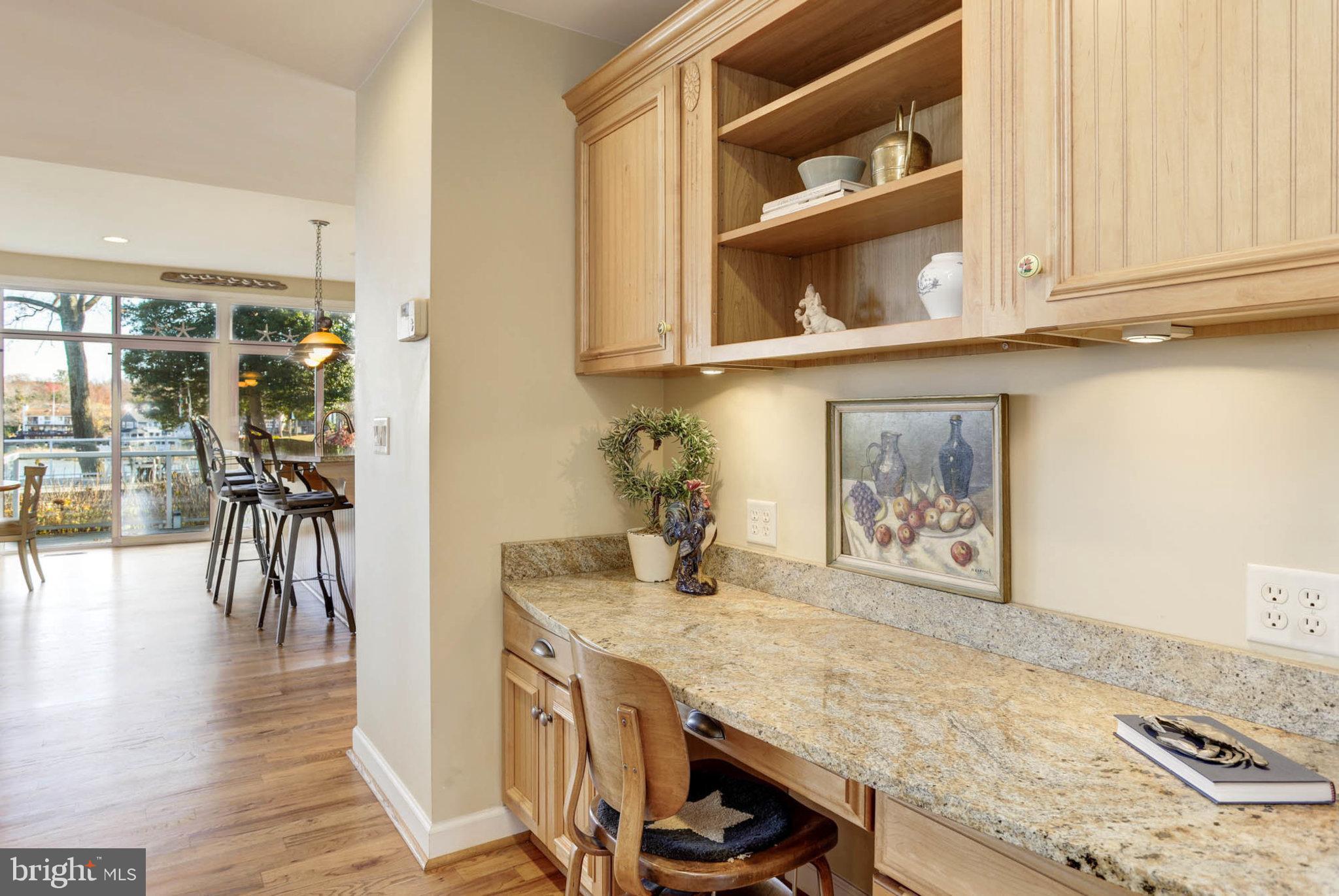 1031 Landon LANE