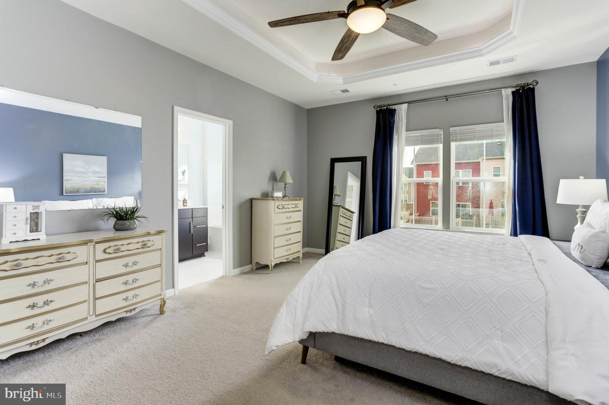 513 Fox River Hills Way