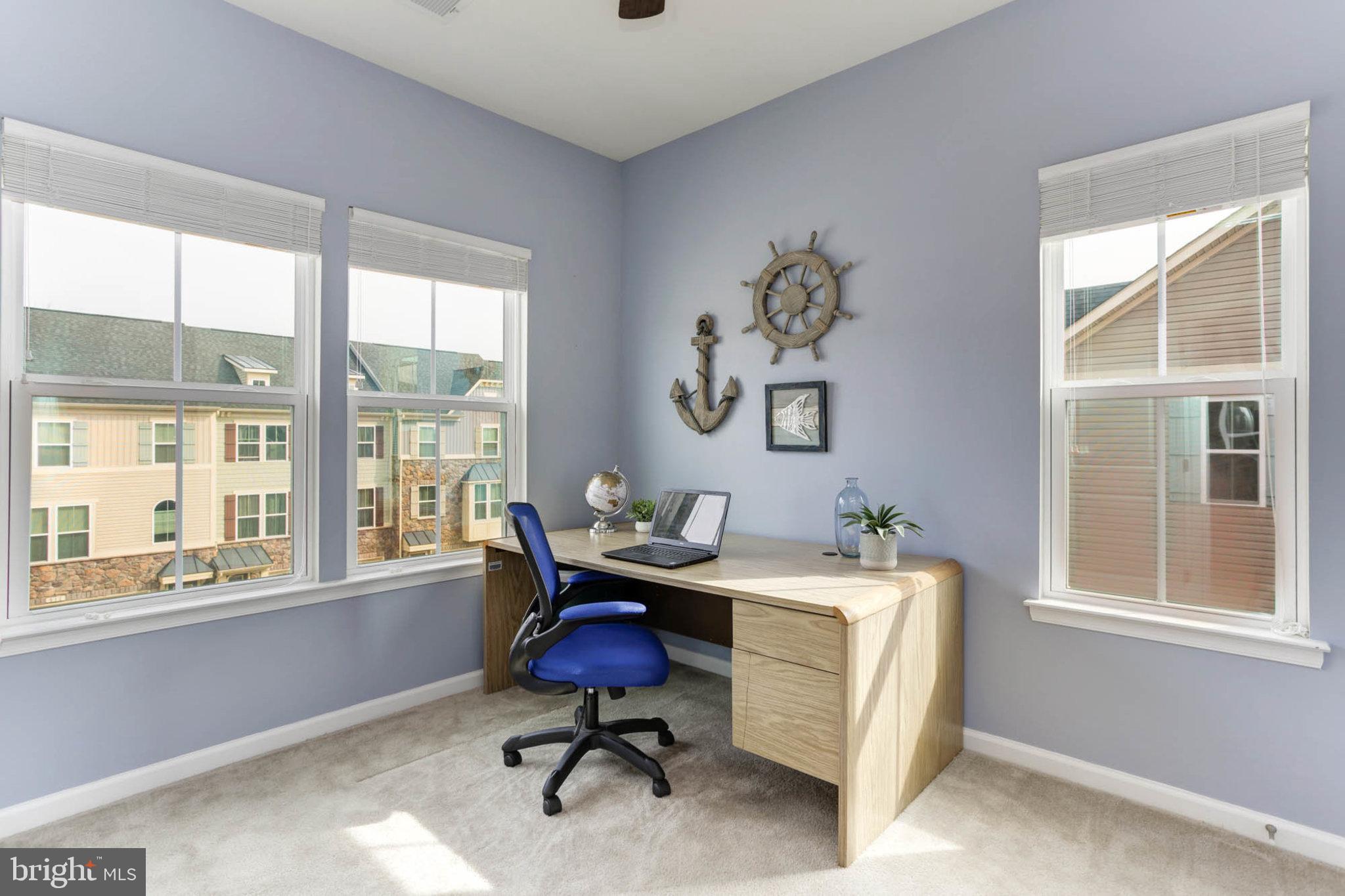 513 Fox River Hills Way