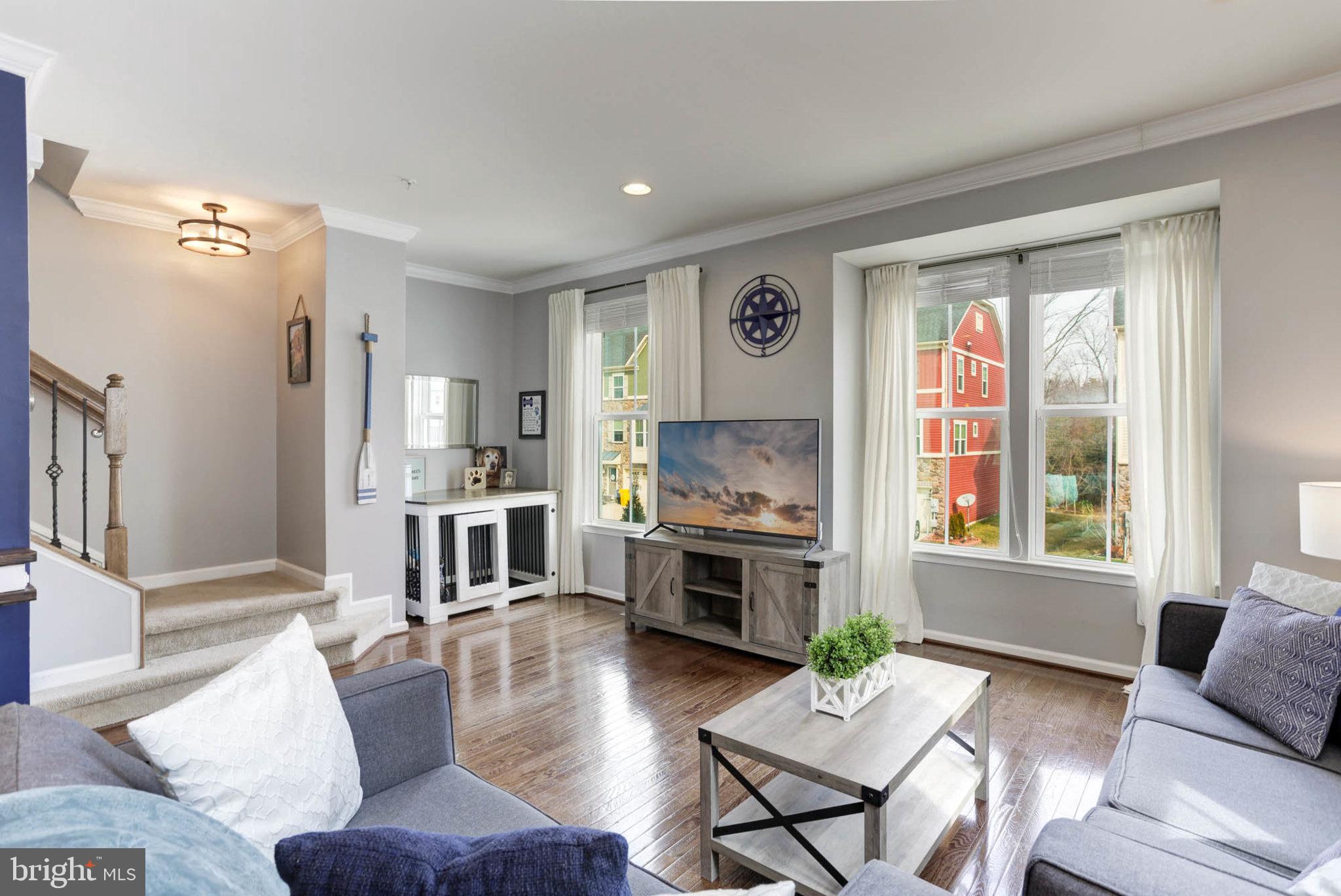 513 Fox River Hills Way