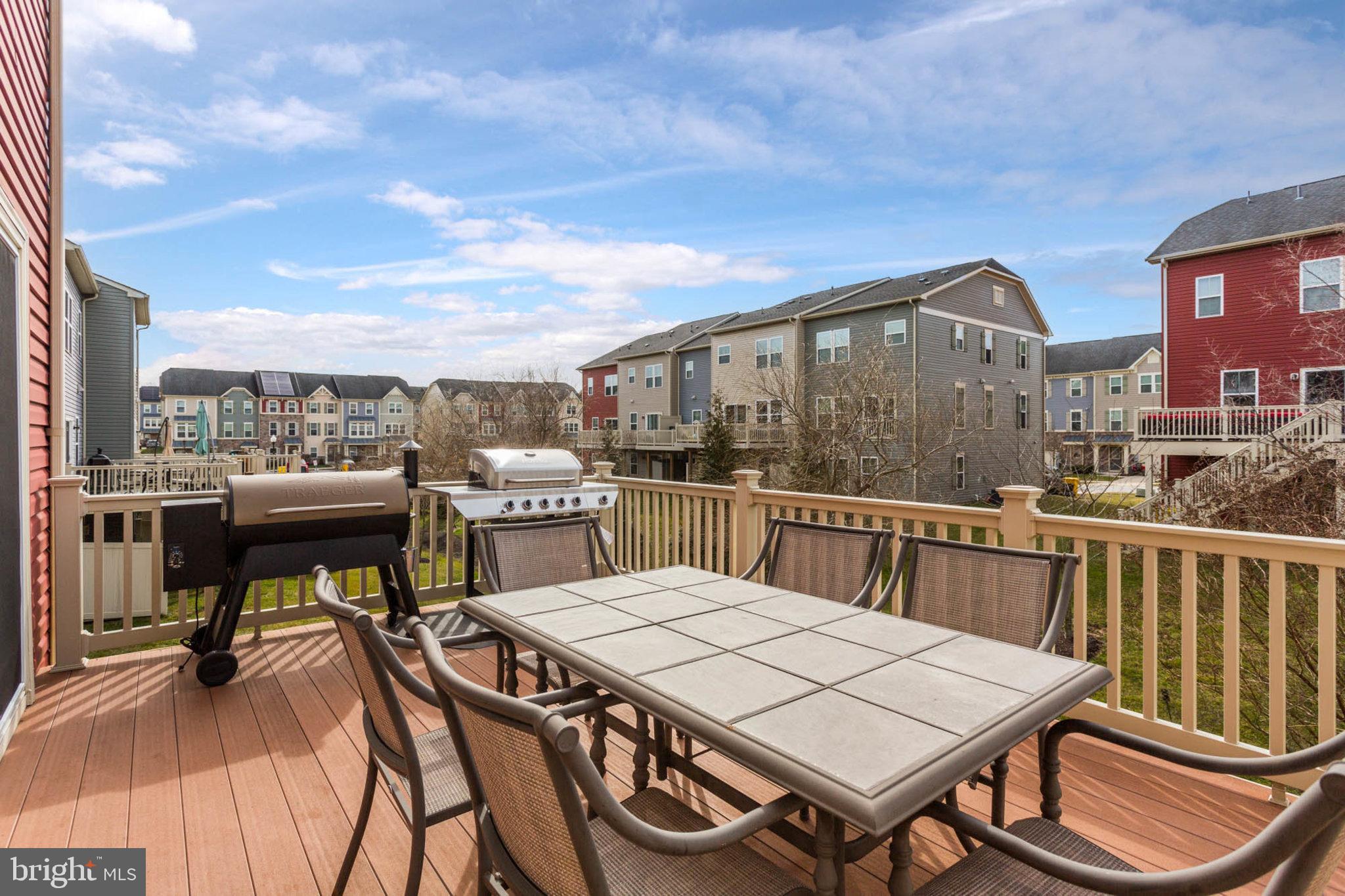 513 Fox River Hills Way